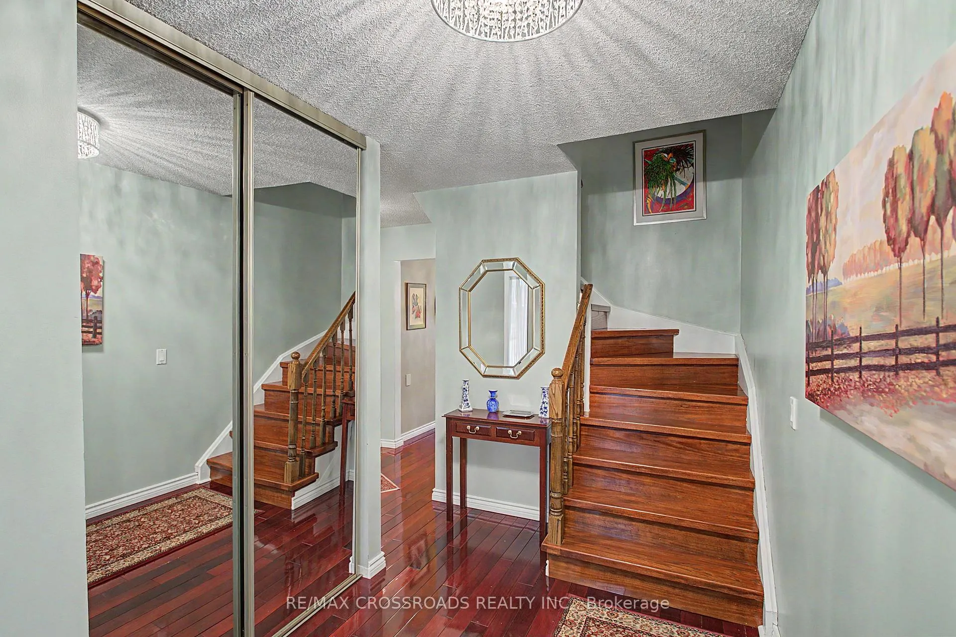 Photo 3 of 49 Mercer Crescent, Markham, Raymerville — HOMEH
