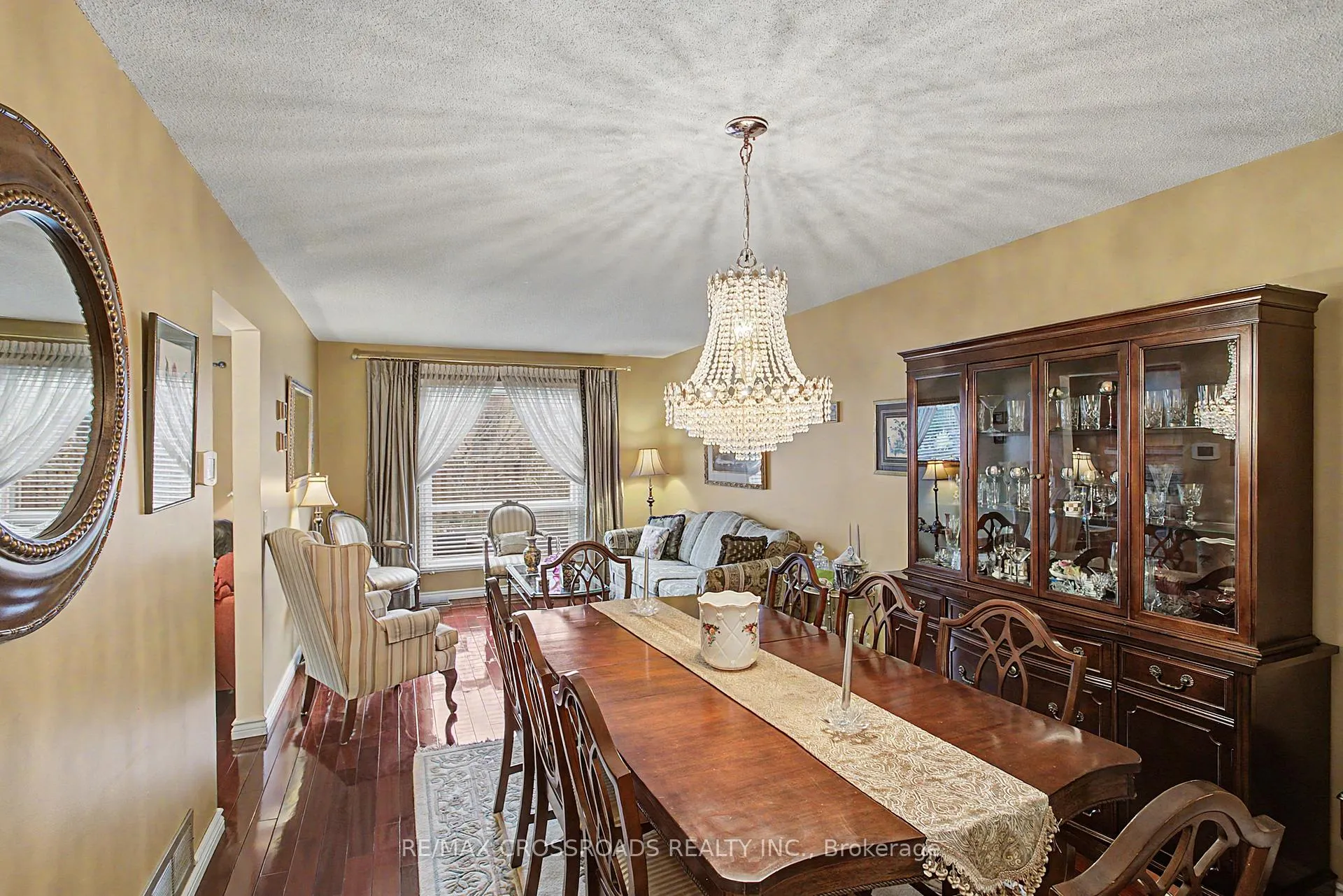 Photo 5 of 49 Mercer Crescent, Markham, Raymerville — HOMEH