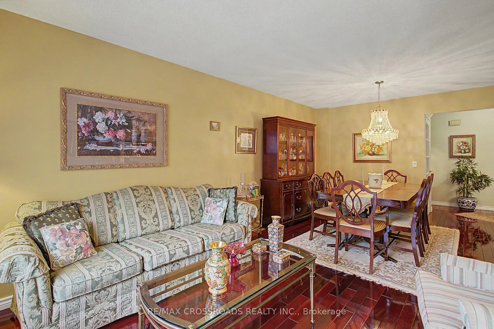 Photo 7 of 49 Mercer Crescent, Markham, Raymerville — HOMEH