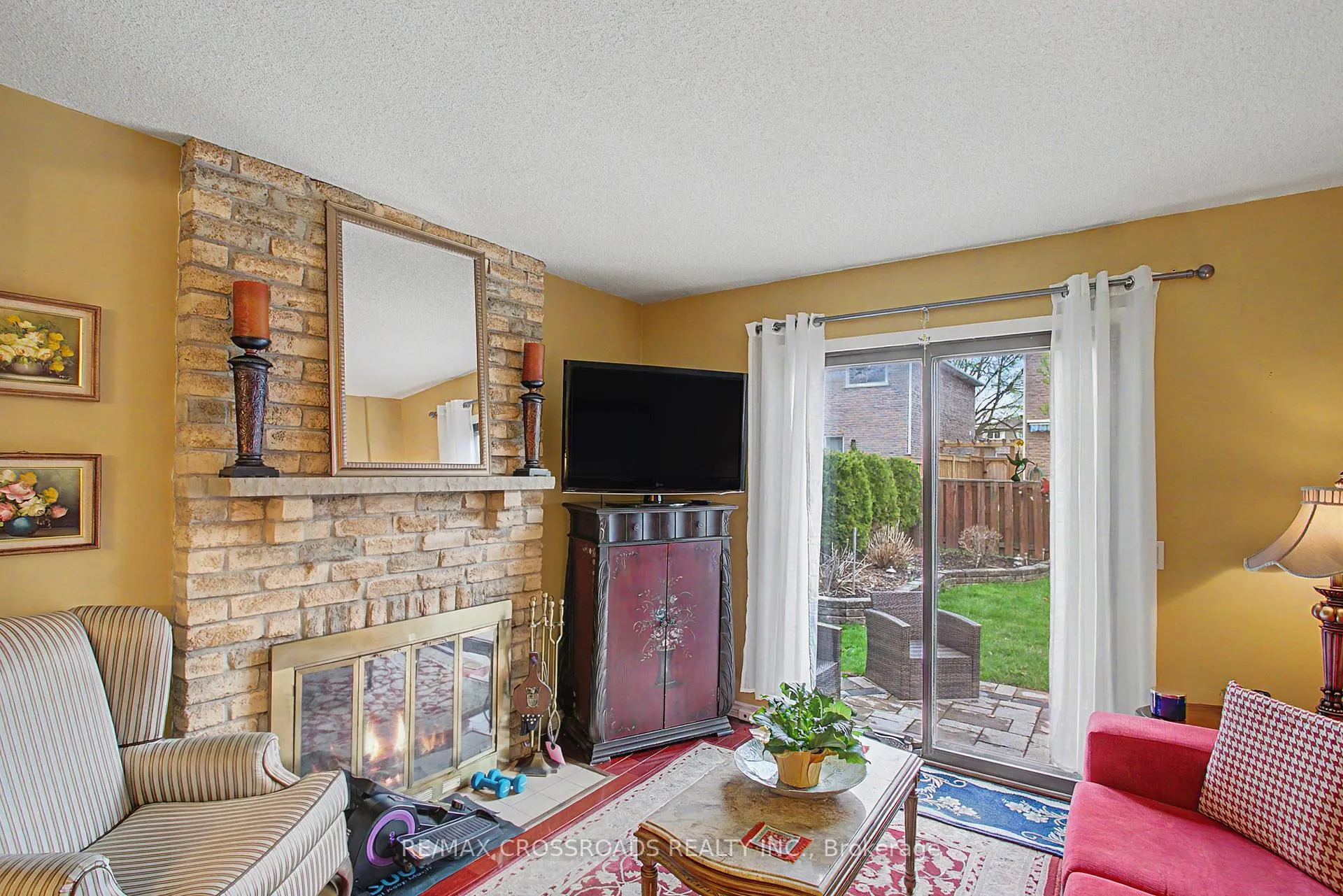 Photo 11 of 49 Mercer Crescent, Markham, Raymerville — HOMEH