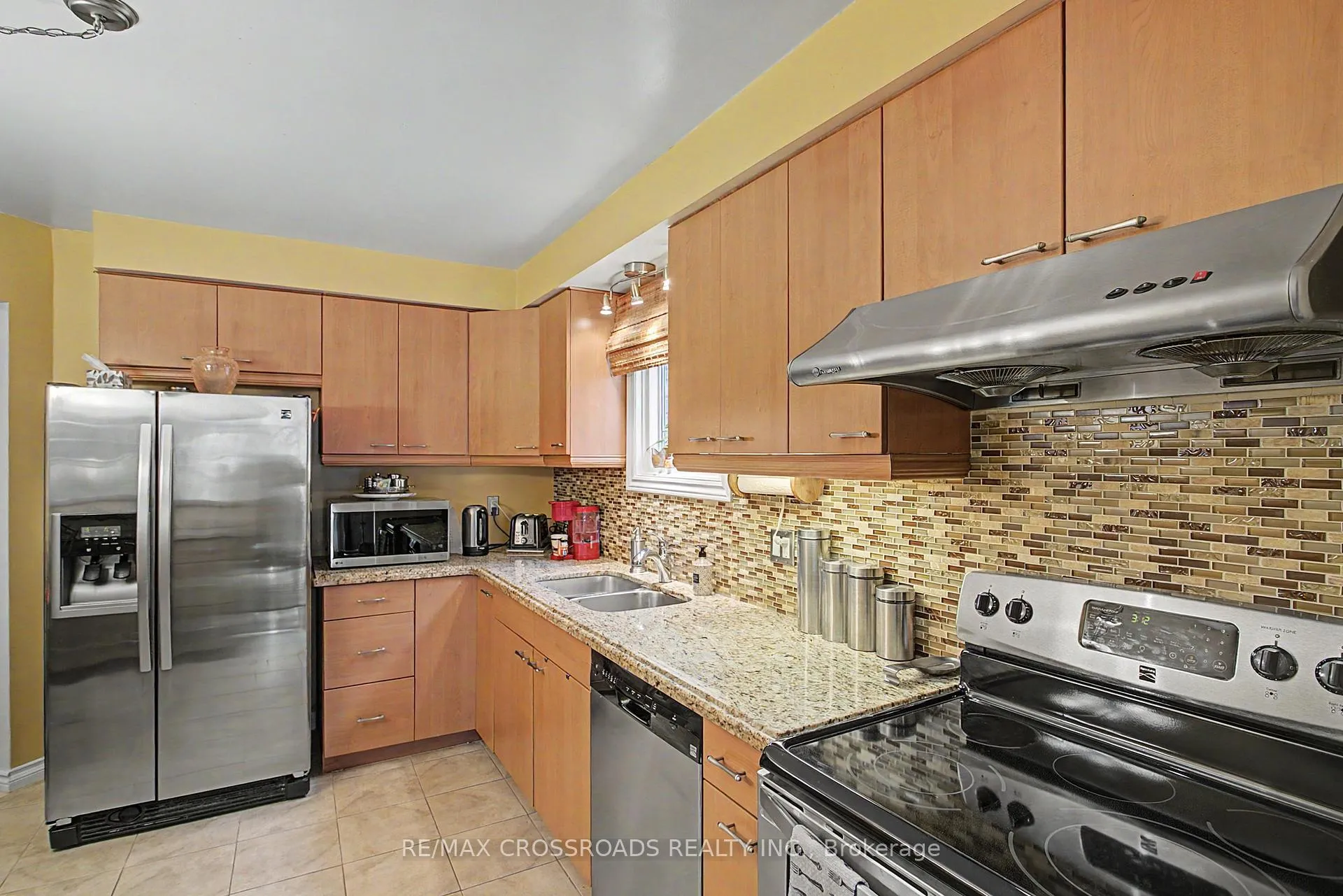 Photo 13 of 49 Mercer Crescent, Markham, Raymerville — HOMEH