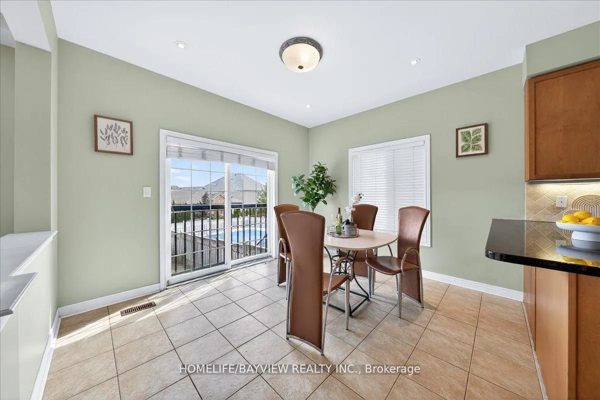 Photo 12 of 27 Donzi Lane, Vaughan, Patterson — HOMEH