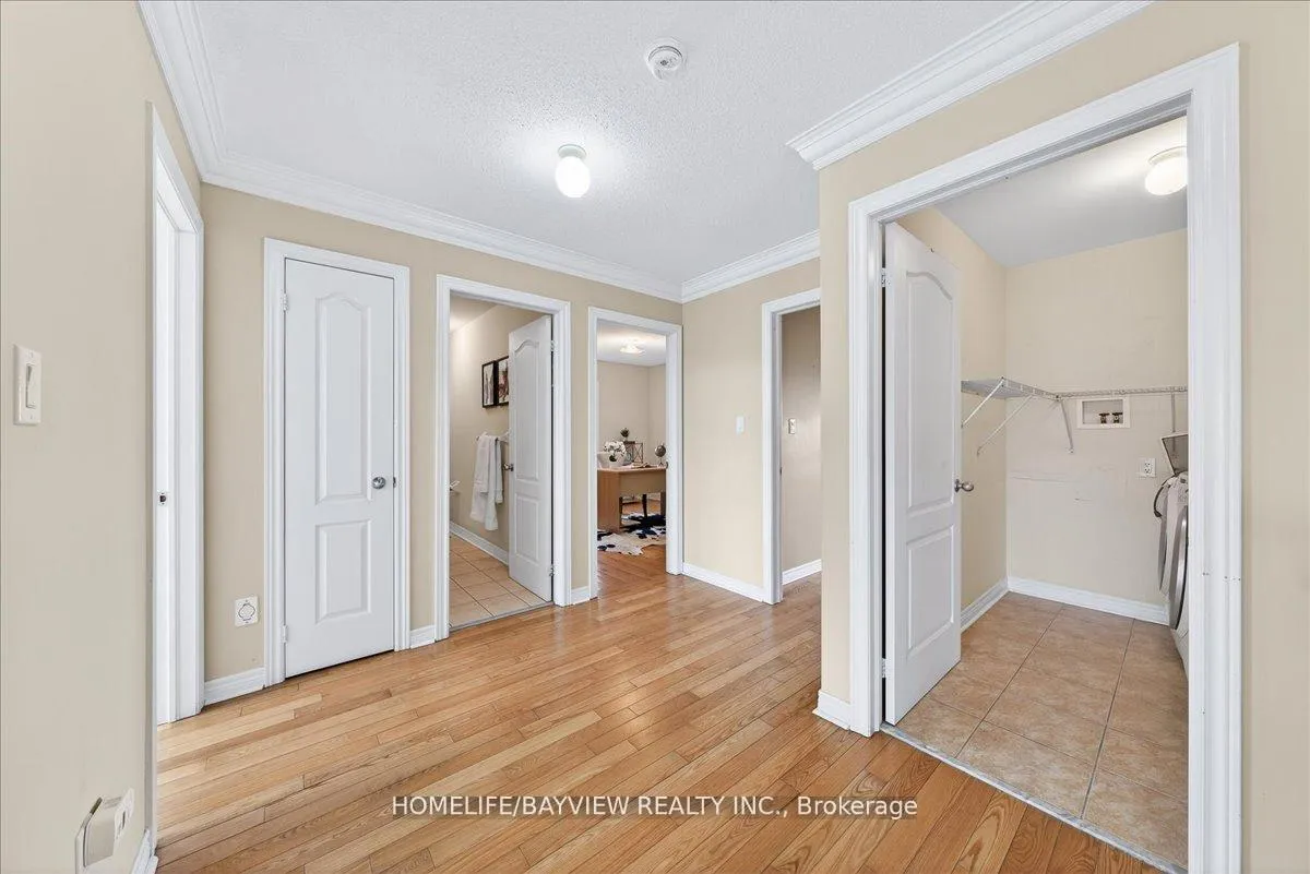 Photo 16 of 27 Donzi Lane, Vaughan, Patterson — HOMEH