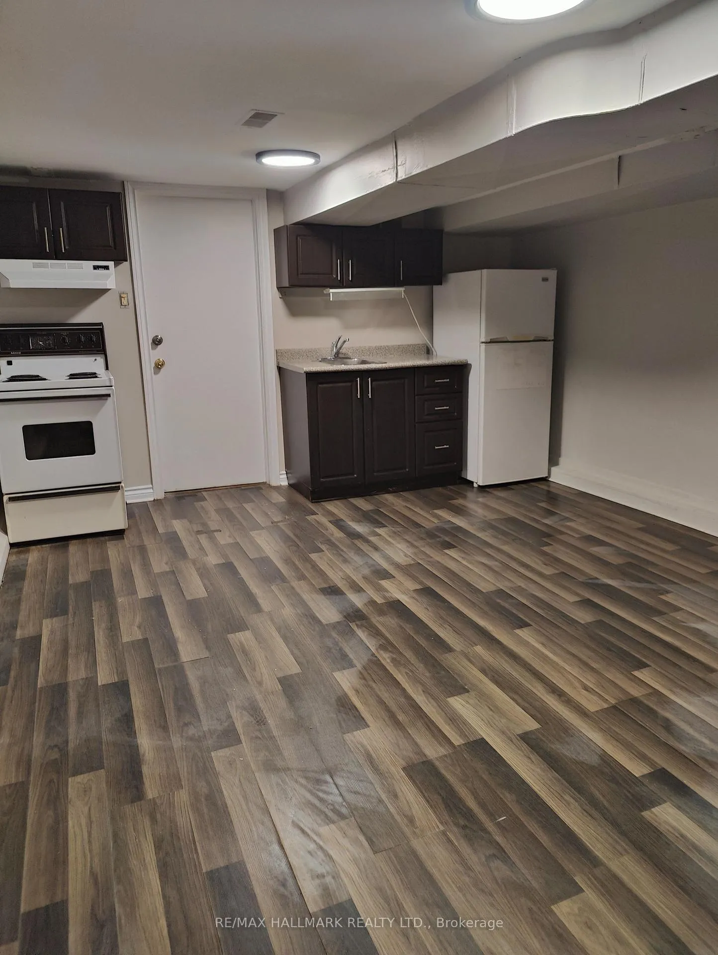 Photo 1 of 172 Waverley Road, Toronto, The Beaches — HOMEH