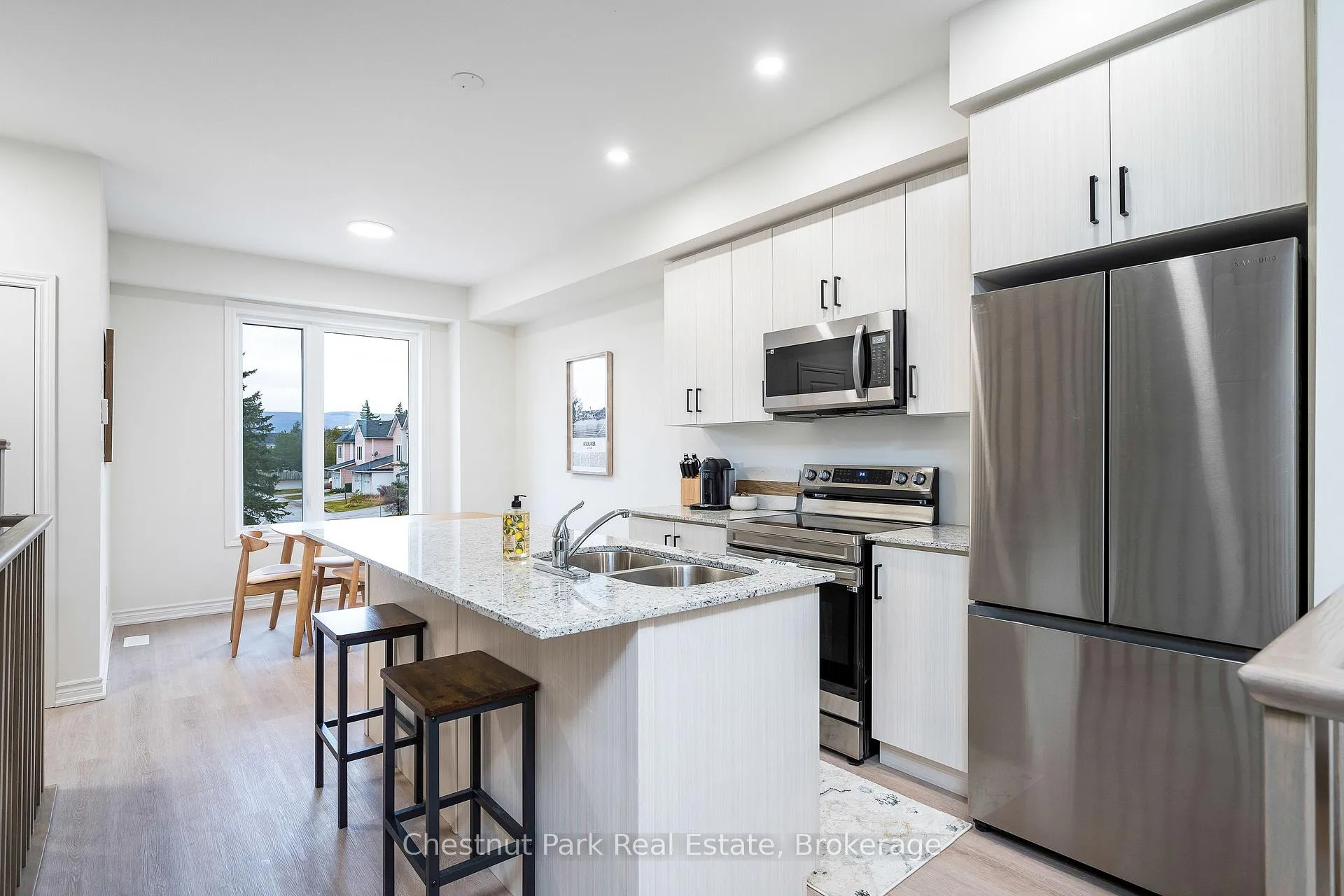 Photo 5 of Unit 3, 35 Dawson Drive, Collingwood — HOMEH