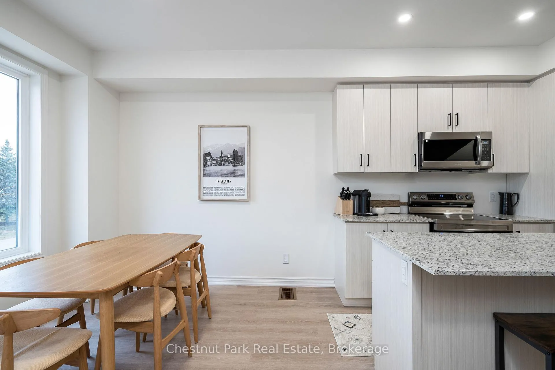Photo 8 of Unit 3, 35 Dawson Drive, Collingwood — HOMEH