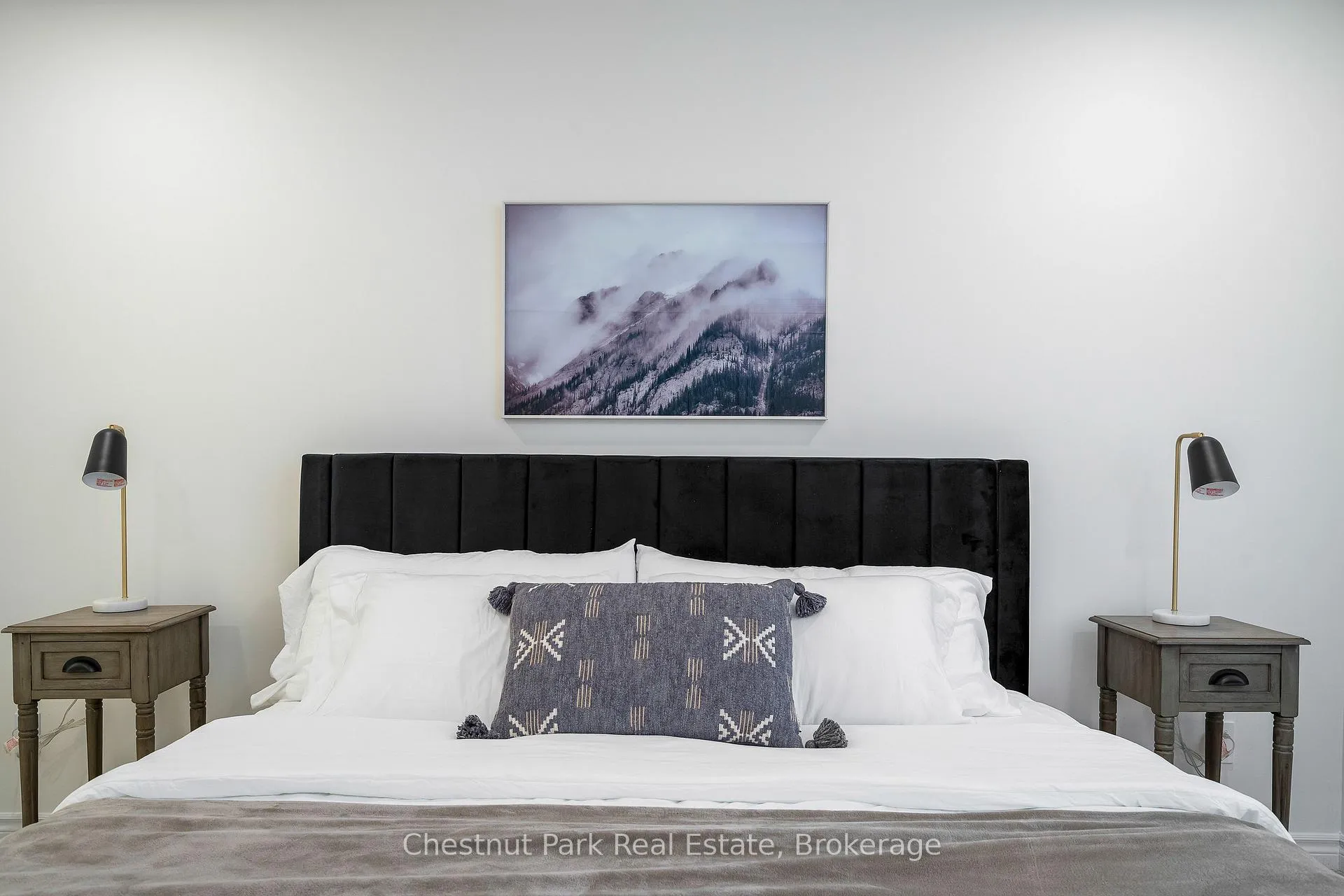 Photo 15 of Unit 3, 35 Dawson Drive, Collingwood — HOMEH