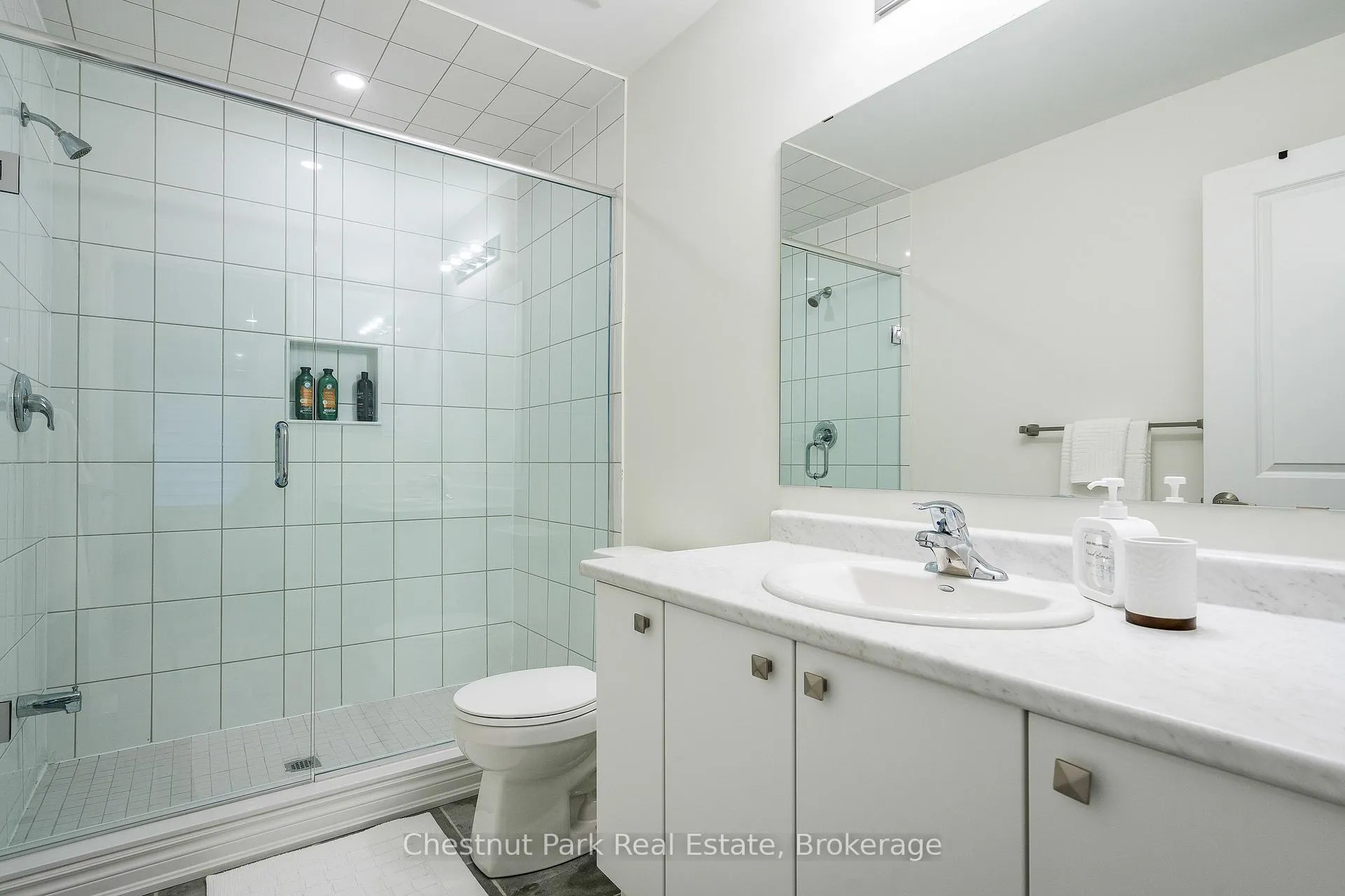 Photo 18 of Unit 3, 35 Dawson Drive, Collingwood — HOMEH