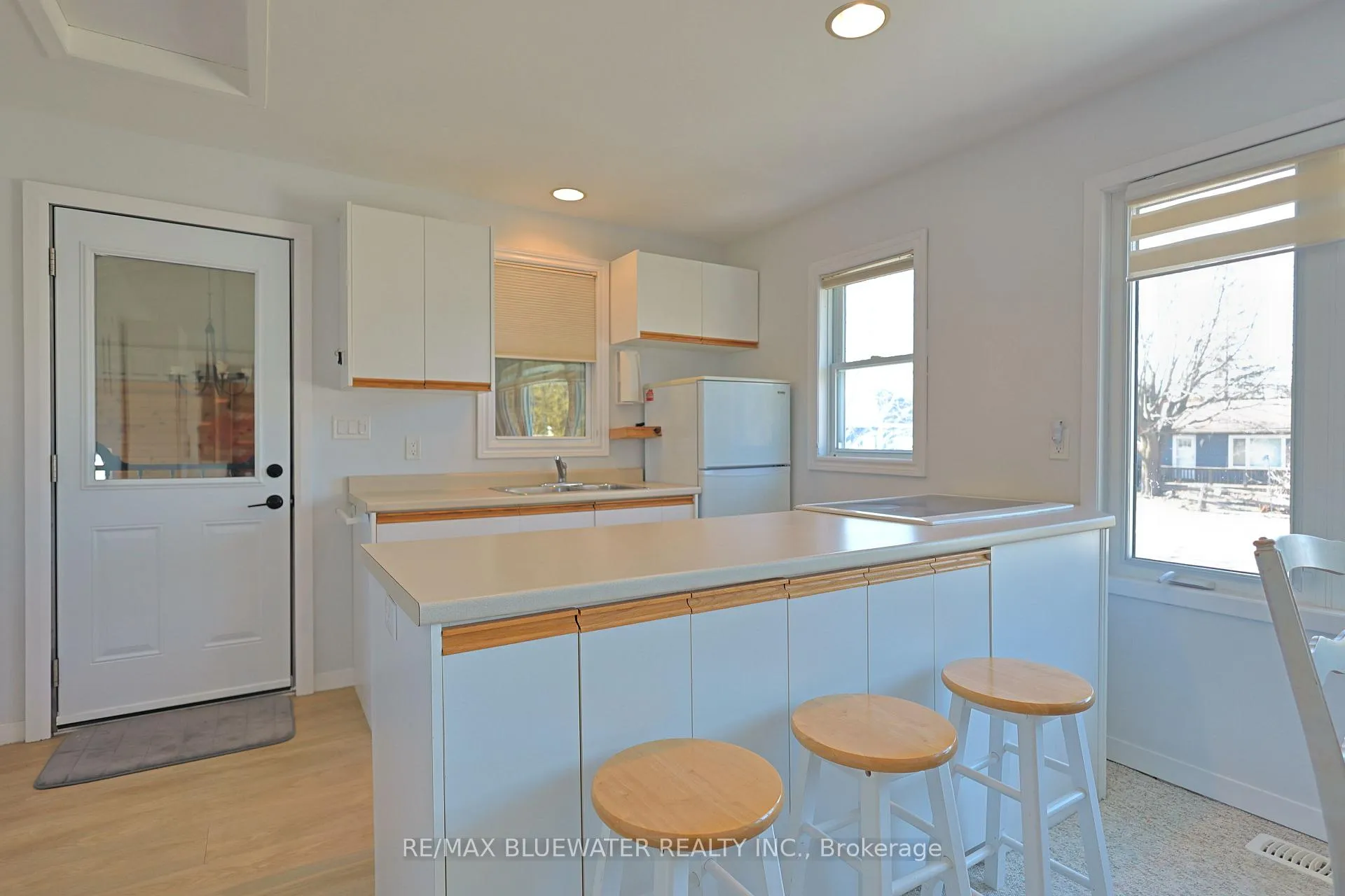Photo 10 of 71224 Sandra Street, Bluewater, Hay — HOMEH