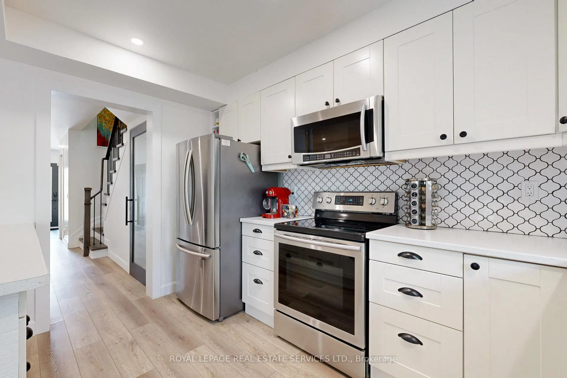 Photo 15 of Unit 20, 2001 Atkinson Drive, Burlington, Rose — HOMEH
