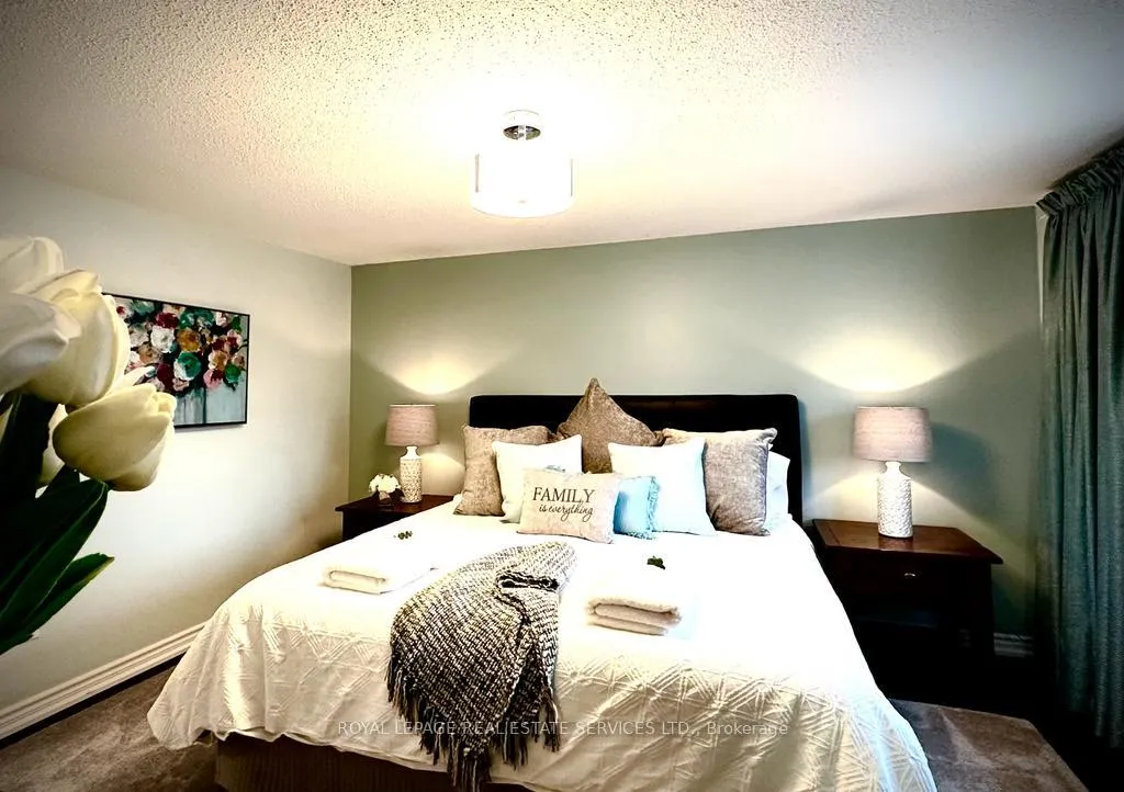 Photo 11 of Unit 97, 1542 Lancaster Drive, Oakville, Falgarwood — HOMEH