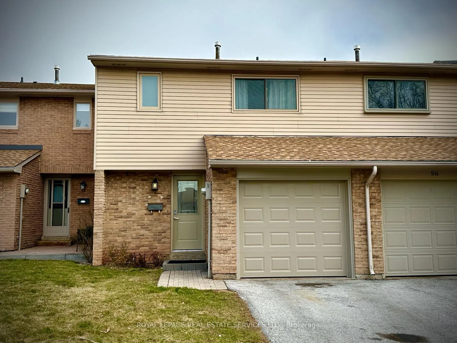 Photo 19 of Unit 97, 1542 Lancaster Drive, Oakville, Falgarwood — HOMEH