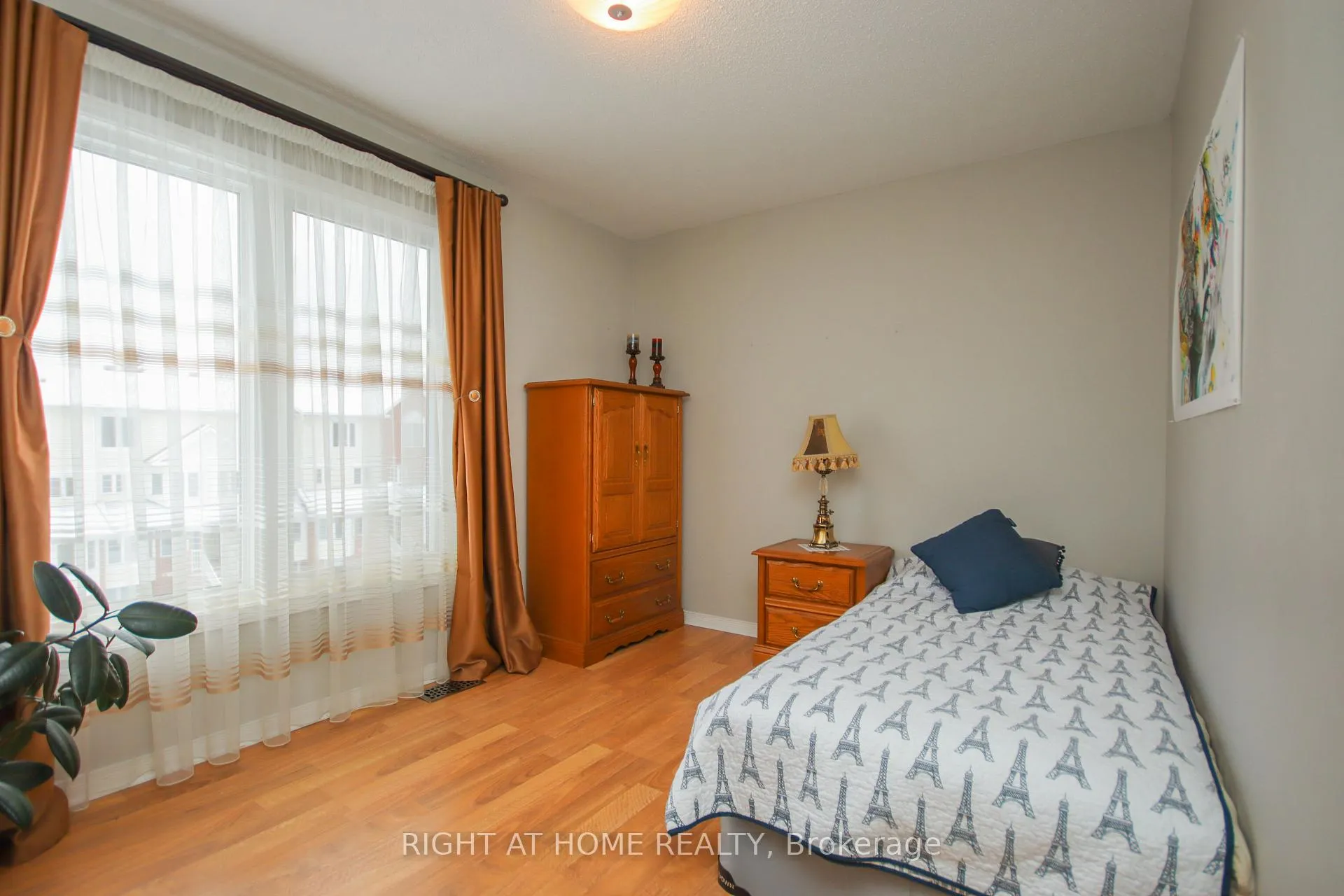 Photo 32 of 5986 Red Willow Drive, Ottawa, Chapel Hill — HOMEH