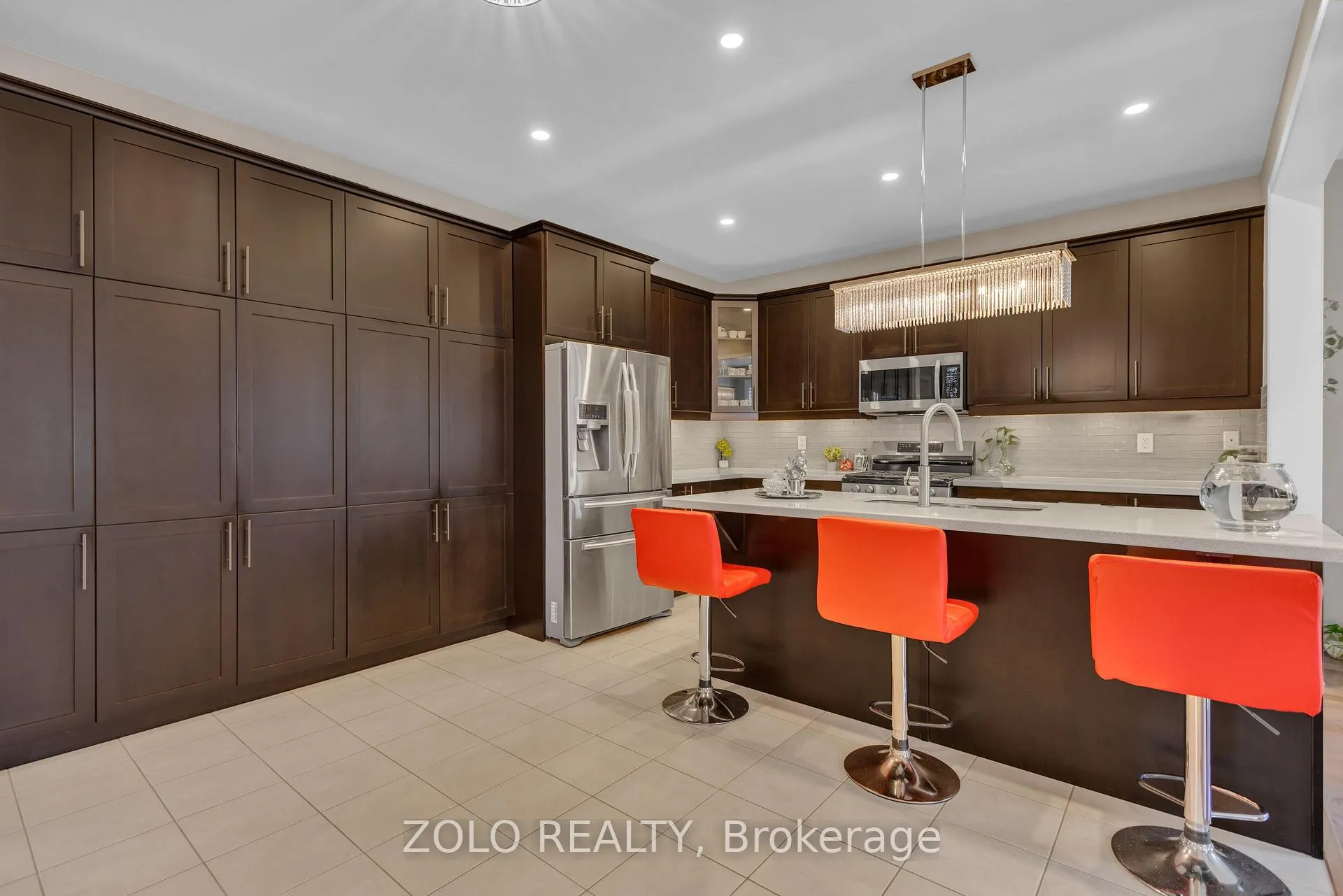 Photo 8 of 304 Leiterman Drive, Milton, Willmott — HOMEH