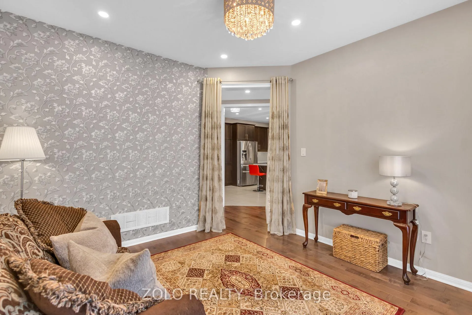 Photo 15 of 304 Leiterman Drive, Milton, Willmott — HOMEH