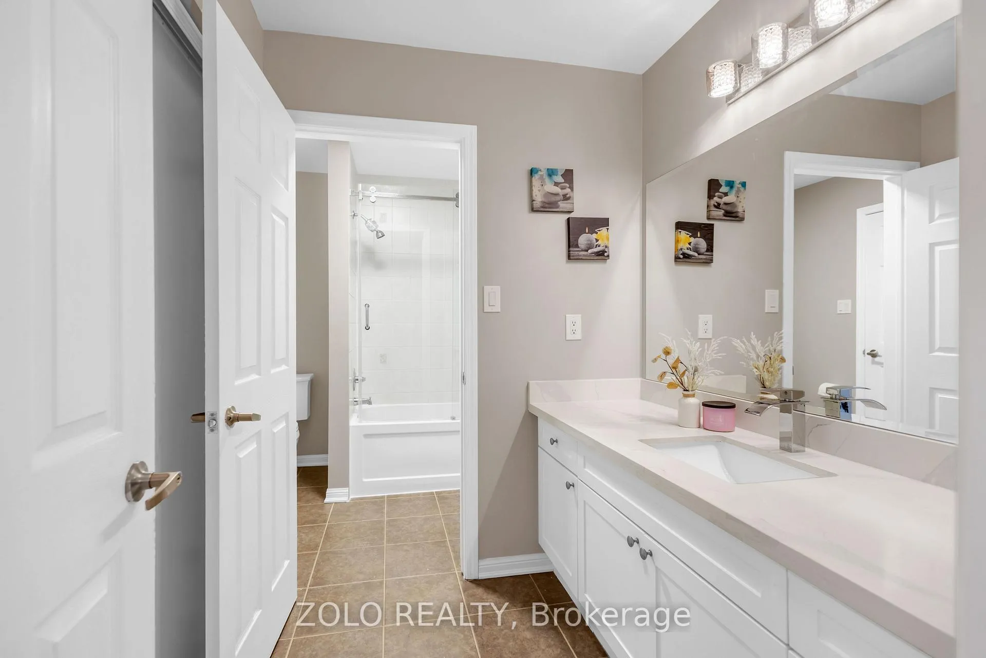 Photo 21 of 304 Leiterman Drive, Milton, Willmott — HOMEH