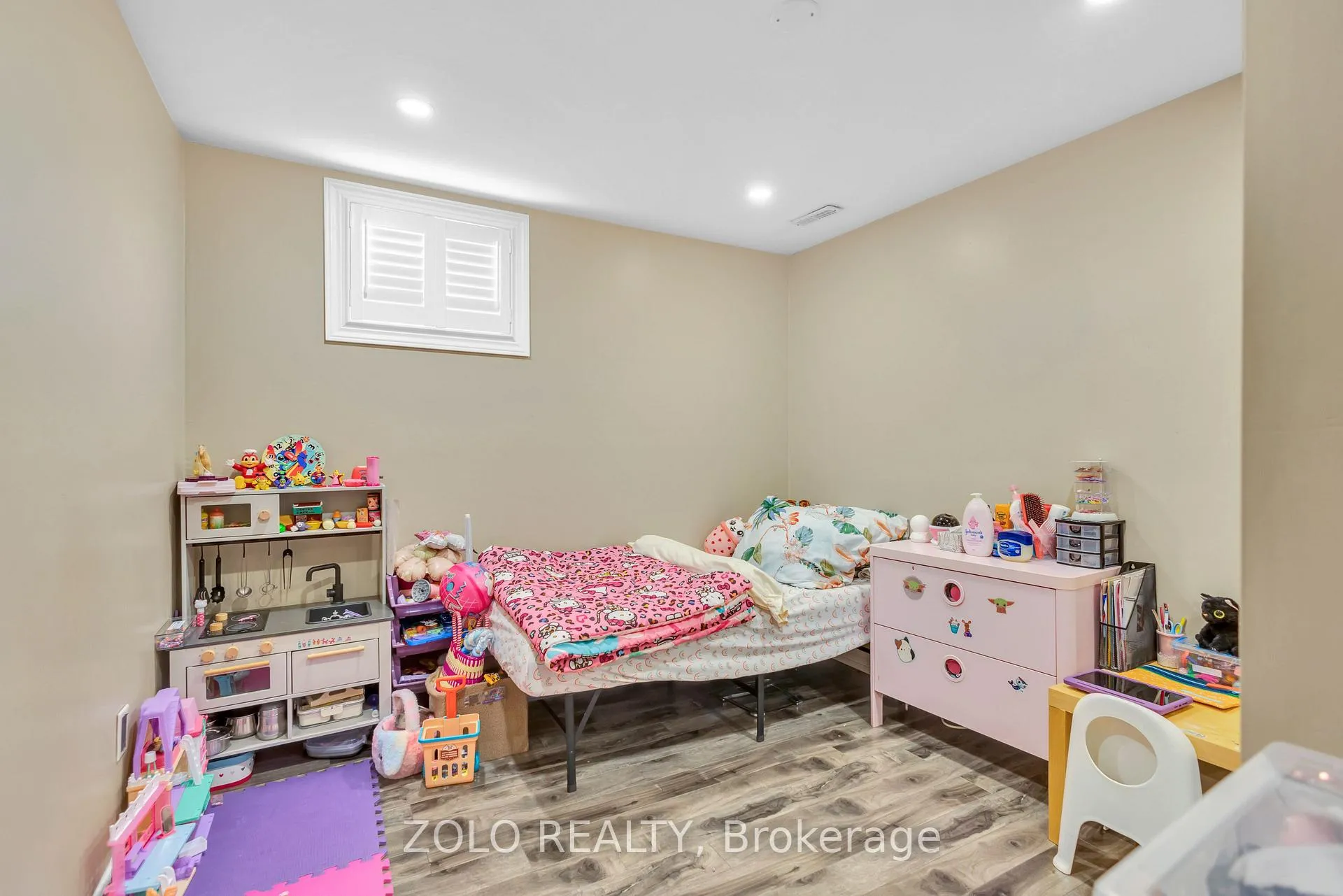 Photo 33 of 304 Leiterman Drive, Milton, Willmott — HOMEH