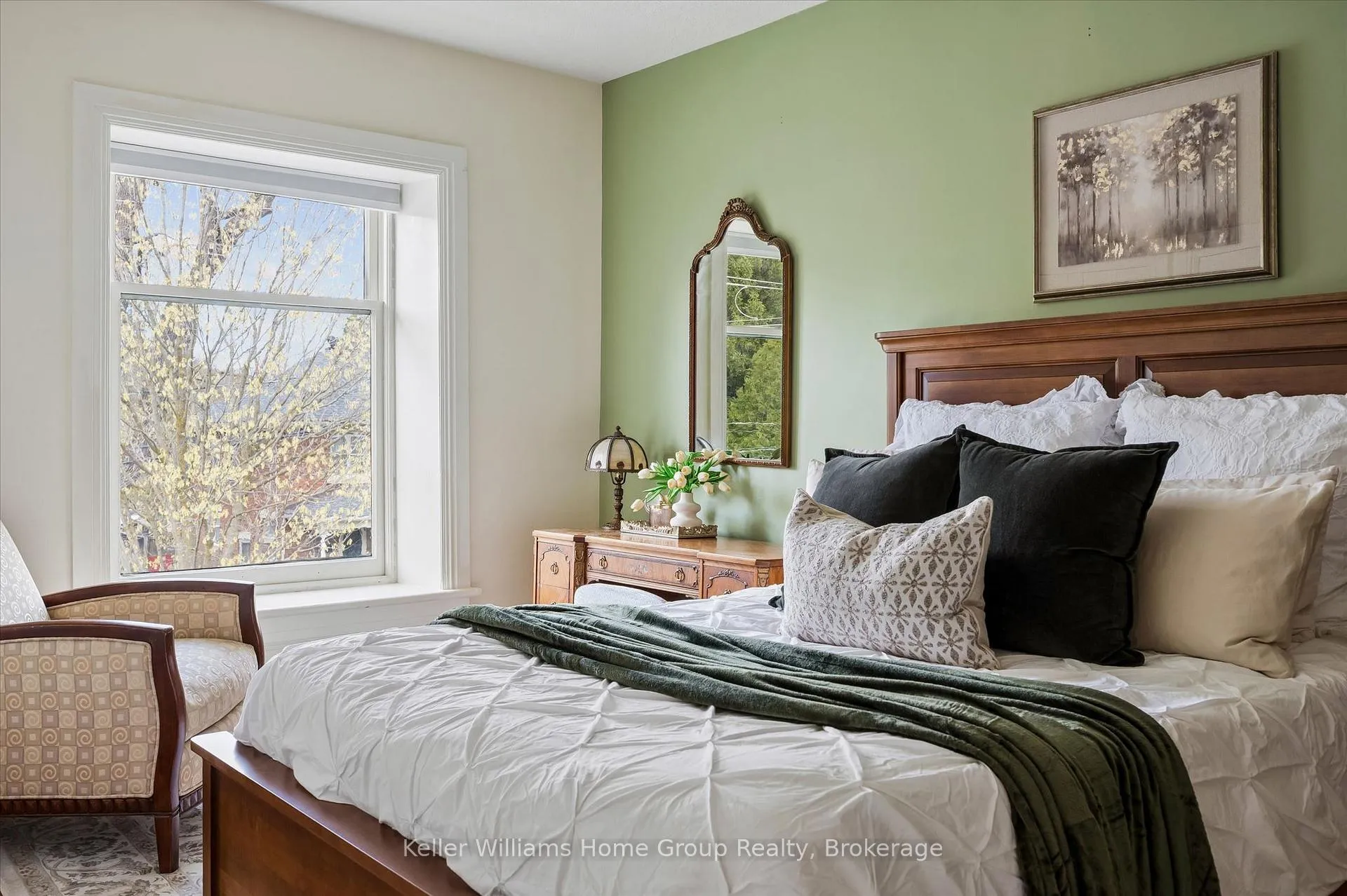 Photo 23 of 495 Tower Street N, Centre Wellington, Fergus — HOMEH