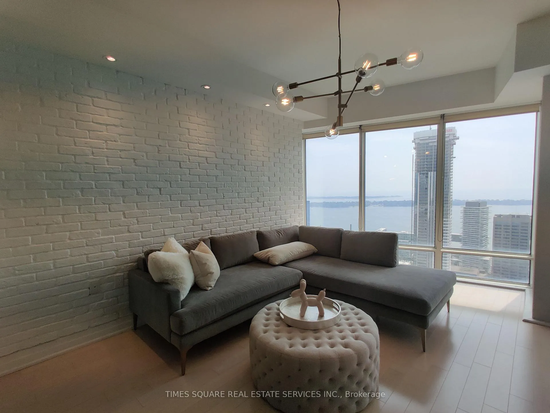 Photo 2 of Unit 4511, 8 The Esplanade, Toronto, Waterfront Communities — HOMEH