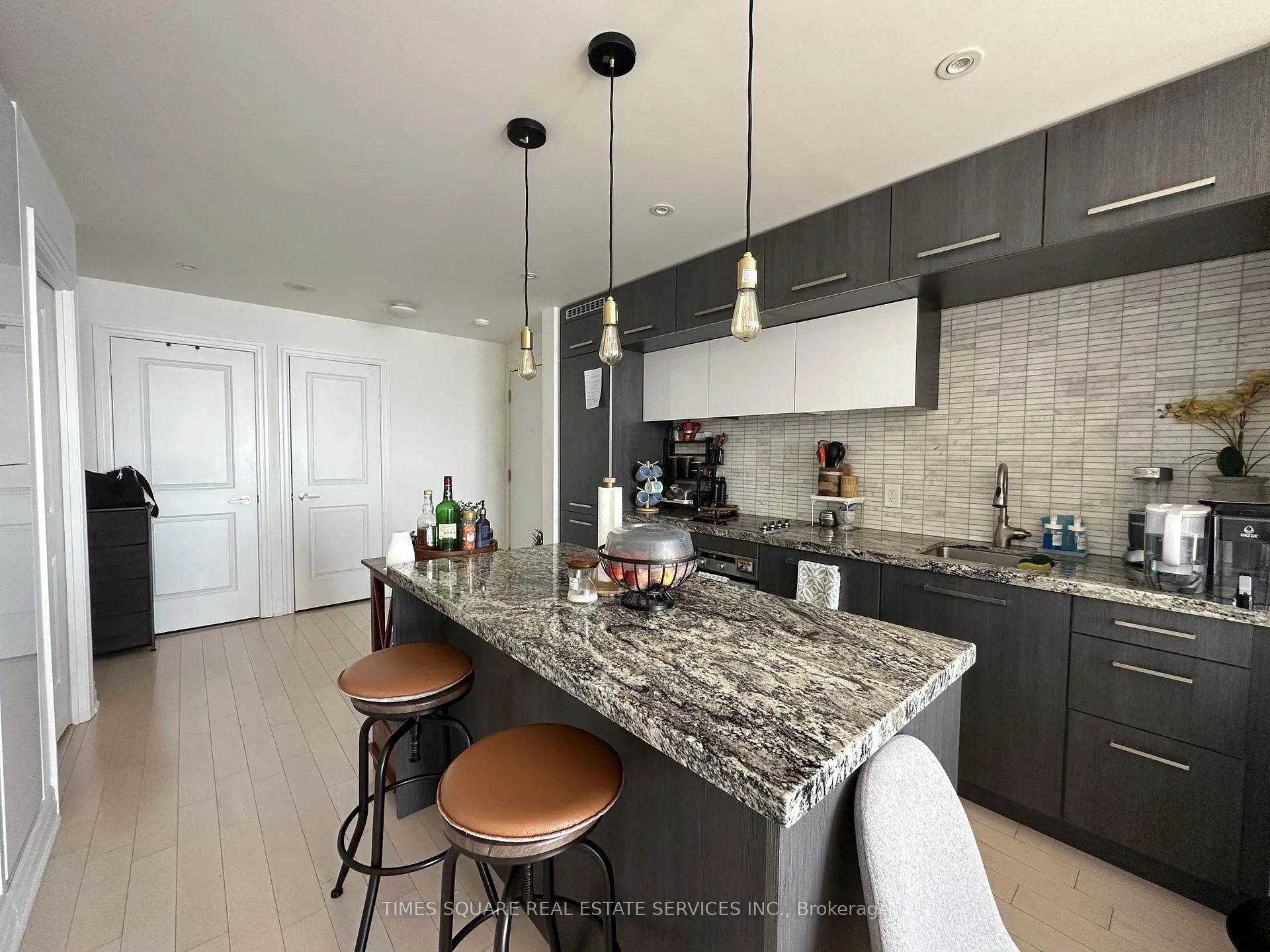 Photo 3 of Unit 4511, 8 The Esplanade, Toronto, Waterfront Communities — HOMEH