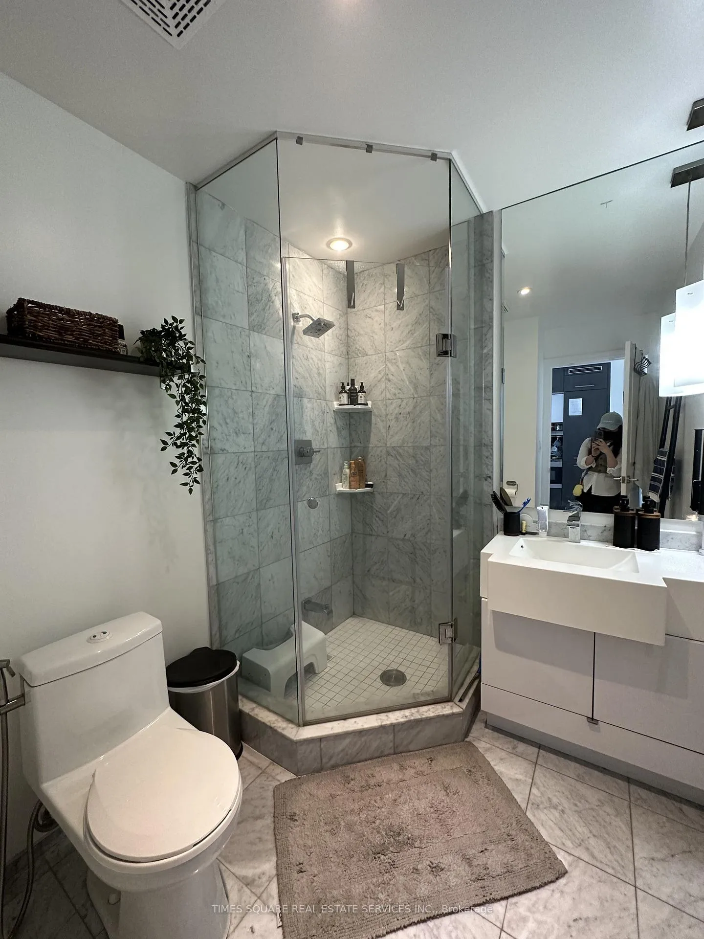 Photo 8 of Unit 4511, 8 The Esplanade, Toronto, Waterfront Communities — HOMEH