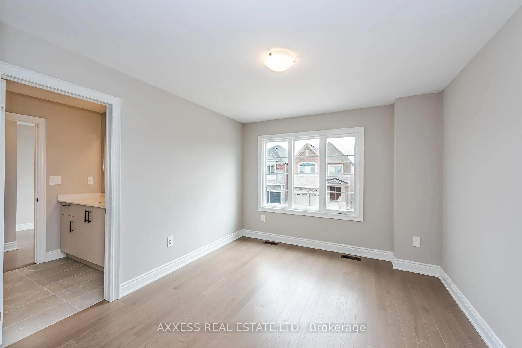 Photo 15 of 11 Misted Breeze Street, Brampton, Bram West — HOMEH