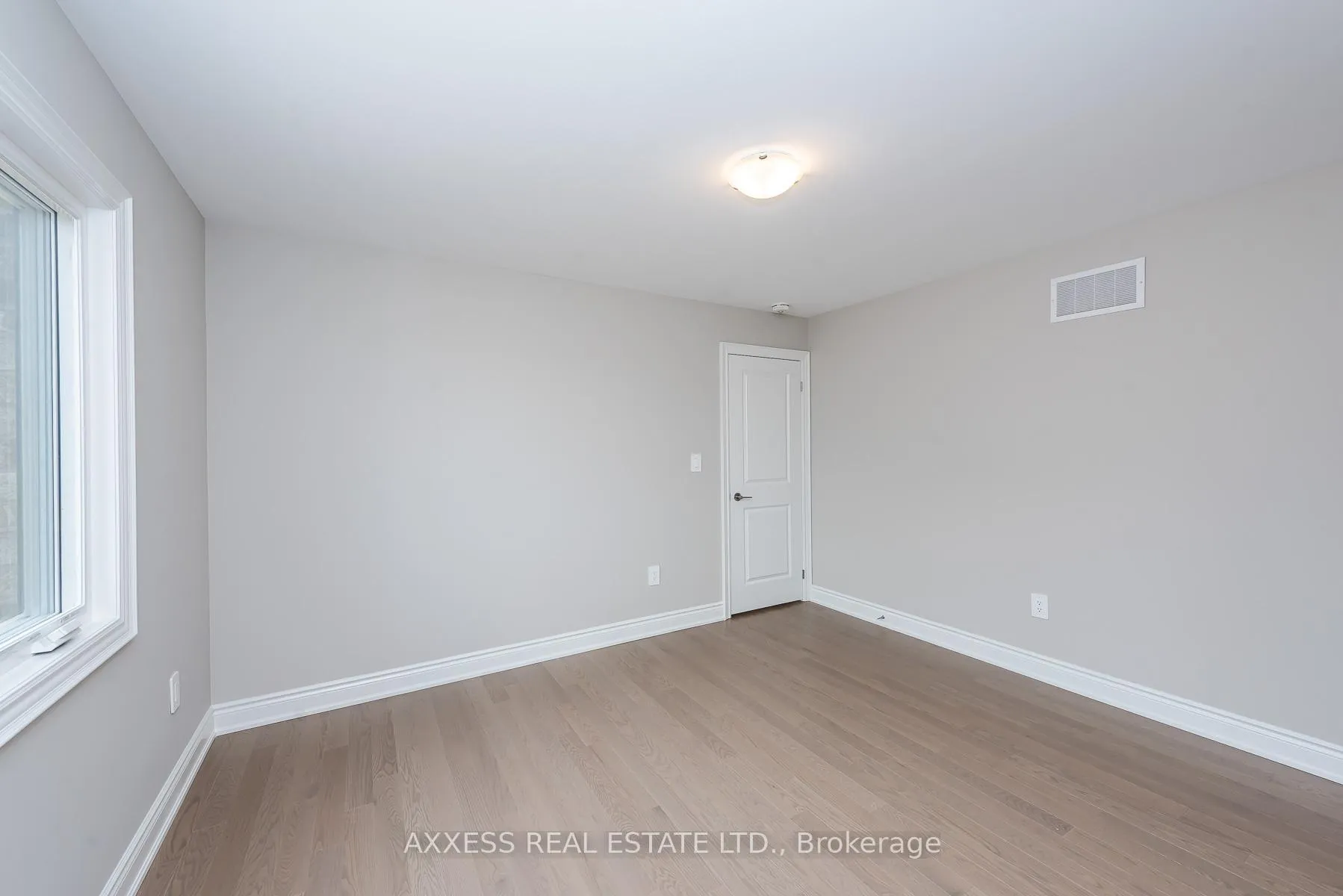 Photo 21 of 11 Misted Breeze Street, Brampton, Bram West — HOMEH