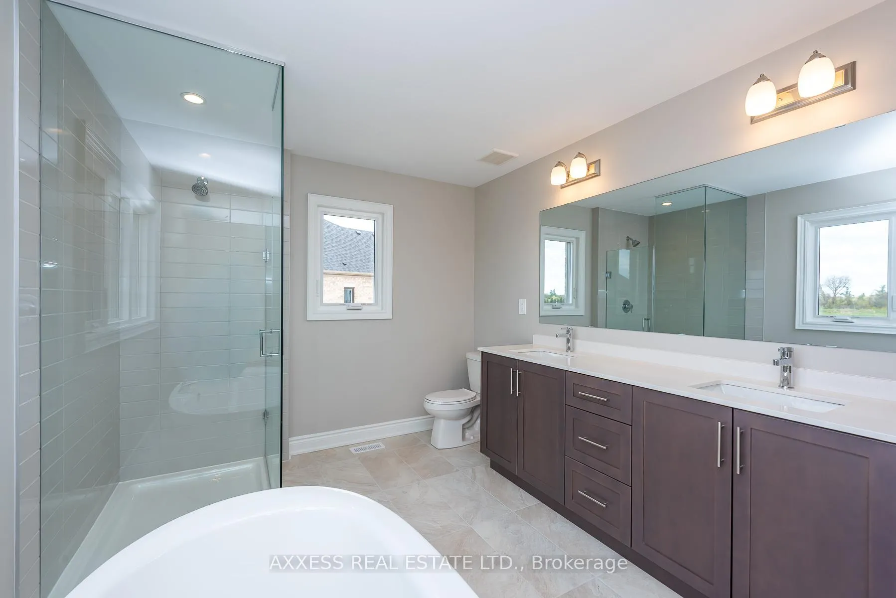 Photo 31 of 11 Misted Breeze Street, Brampton, Bram West — HOMEH