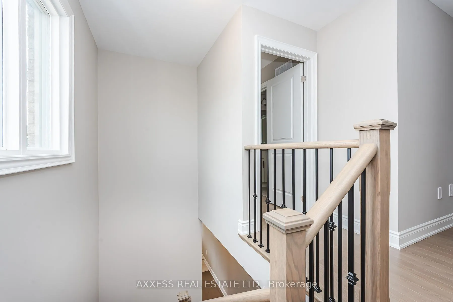 Photo 32 of 11 Misted Breeze Street, Brampton, Bram West — HOMEH