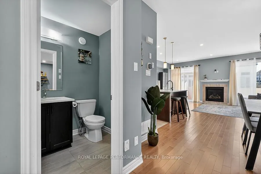 Photo 20 of 790 Cairn Cres E, Ottawa, Mer Bleue/Bradley Estates/Anderson Park — HOMEH