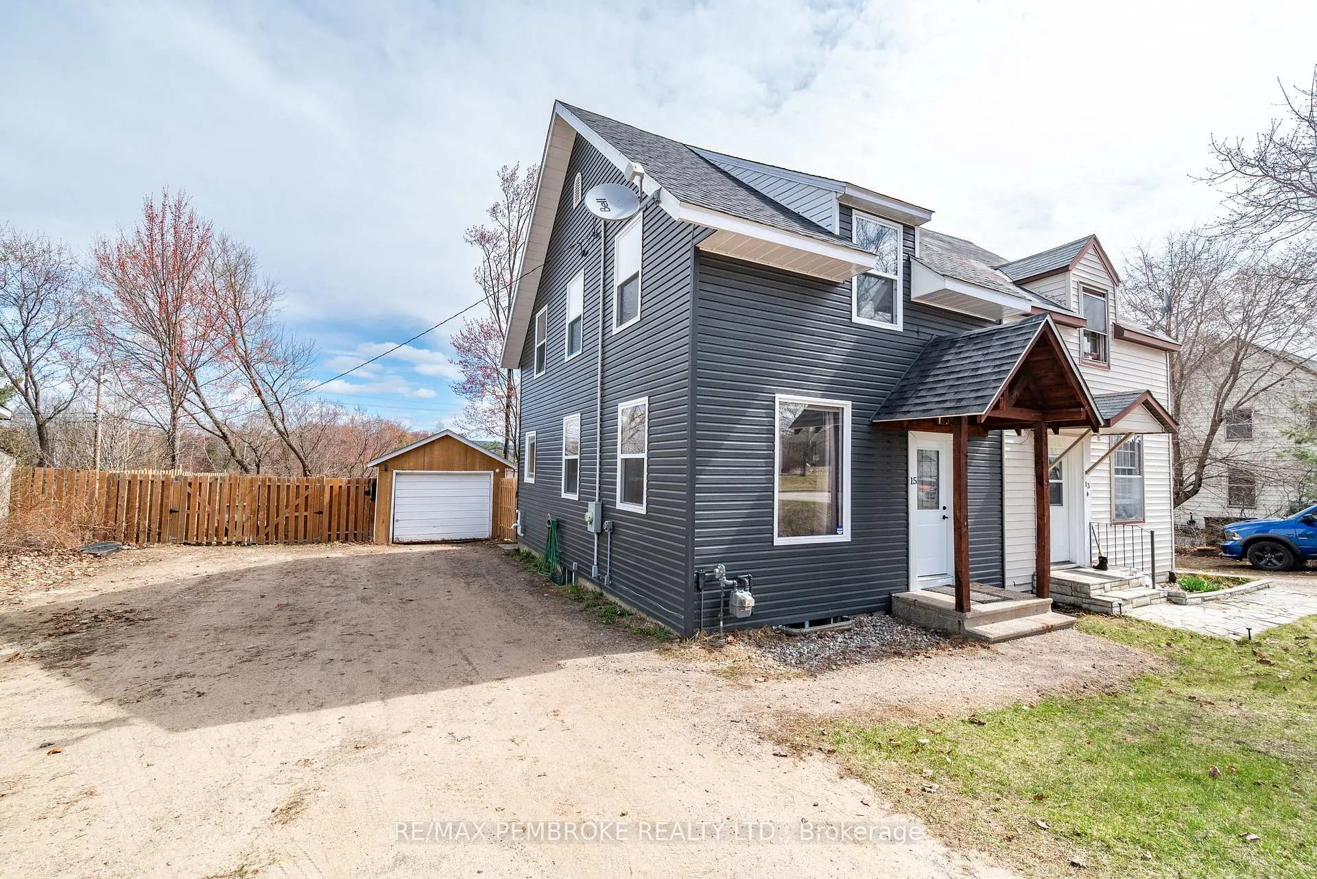 Photo 1 of 15 Alder Crescent, Deep River — HOMEH