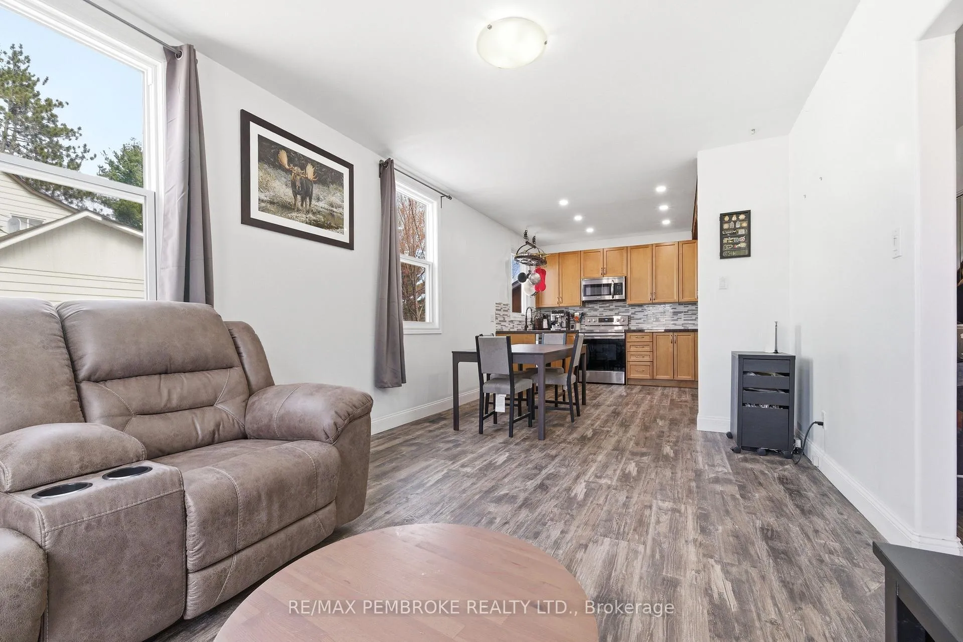 Photo 6 of 15 Alder Crescent, Deep River — HOMEH