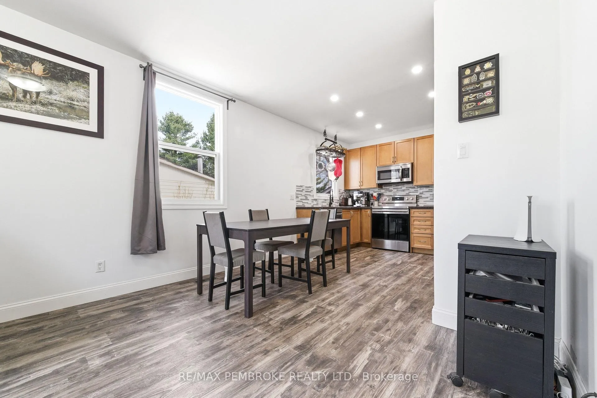 Photo 12 of 15 Alder Crescent, Deep River — HOMEH