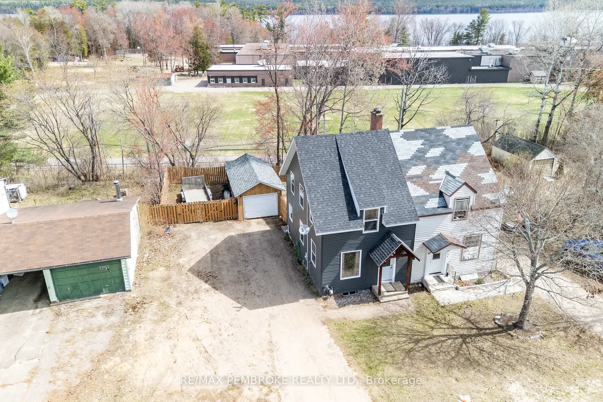 Photo 41 of 15 Alder Crescent, Deep River — HOMEH