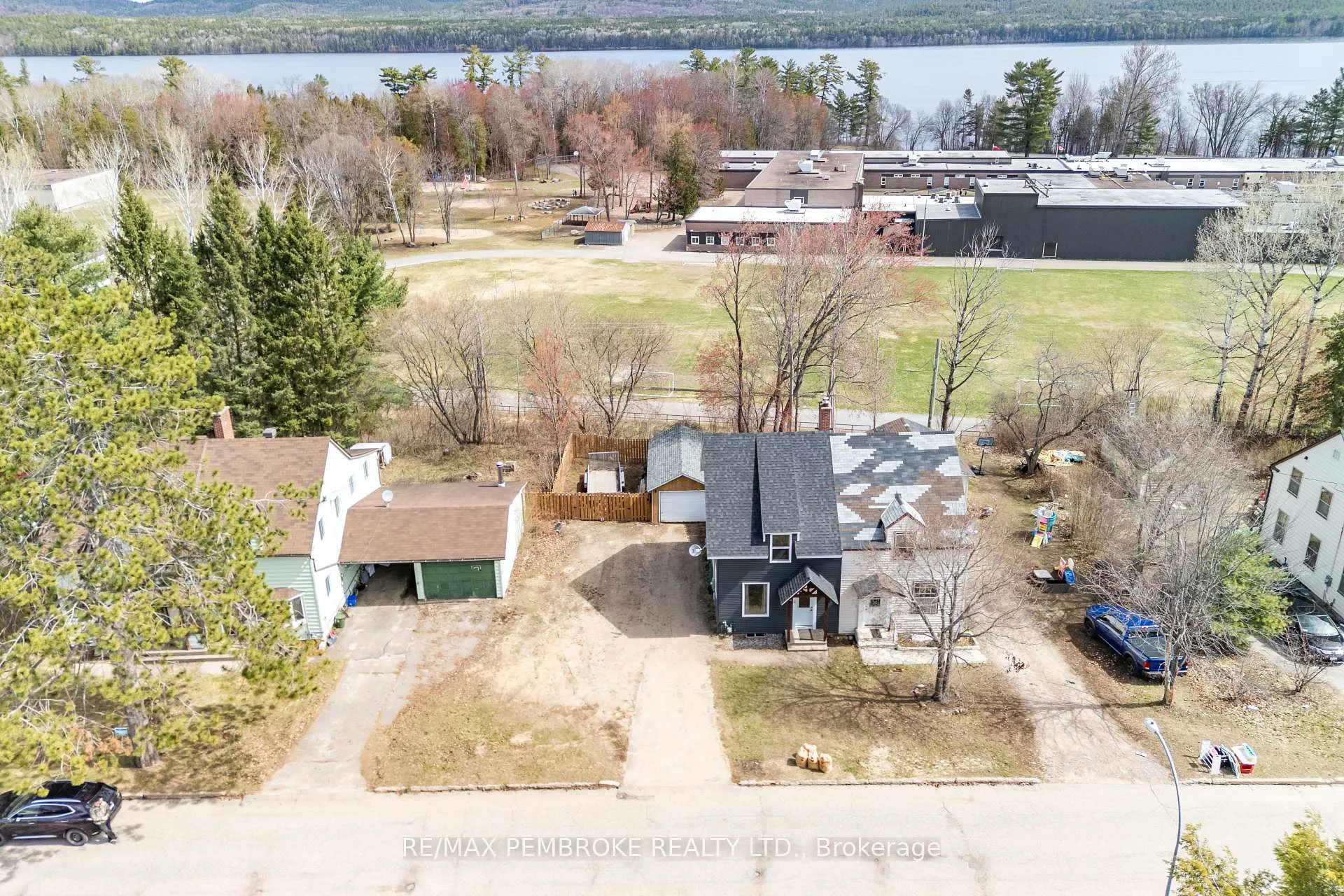 Photo 42 of 15 Alder Crescent, Deep River — HOMEH