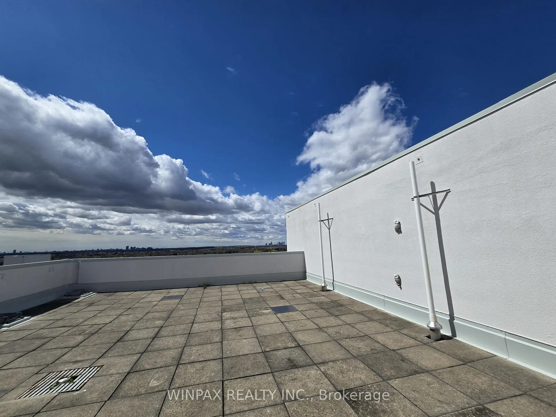 Photo 3 of Unit 1202, 20 Harding Boulevard, Richmond Hill, North Richvale — HOMEH