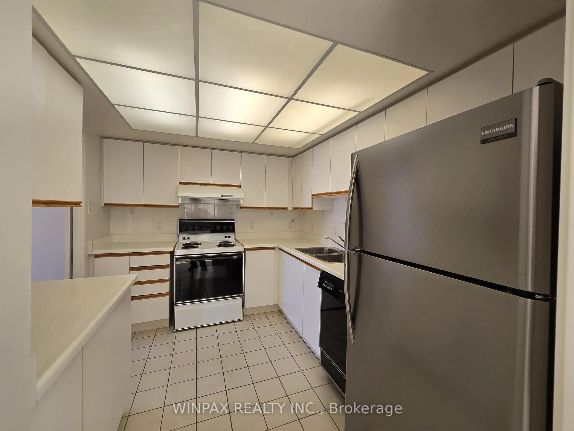 Photo 14 of Unit 1202, 20 Harding Boulevard, Richmond Hill, North Richvale — HOMEH