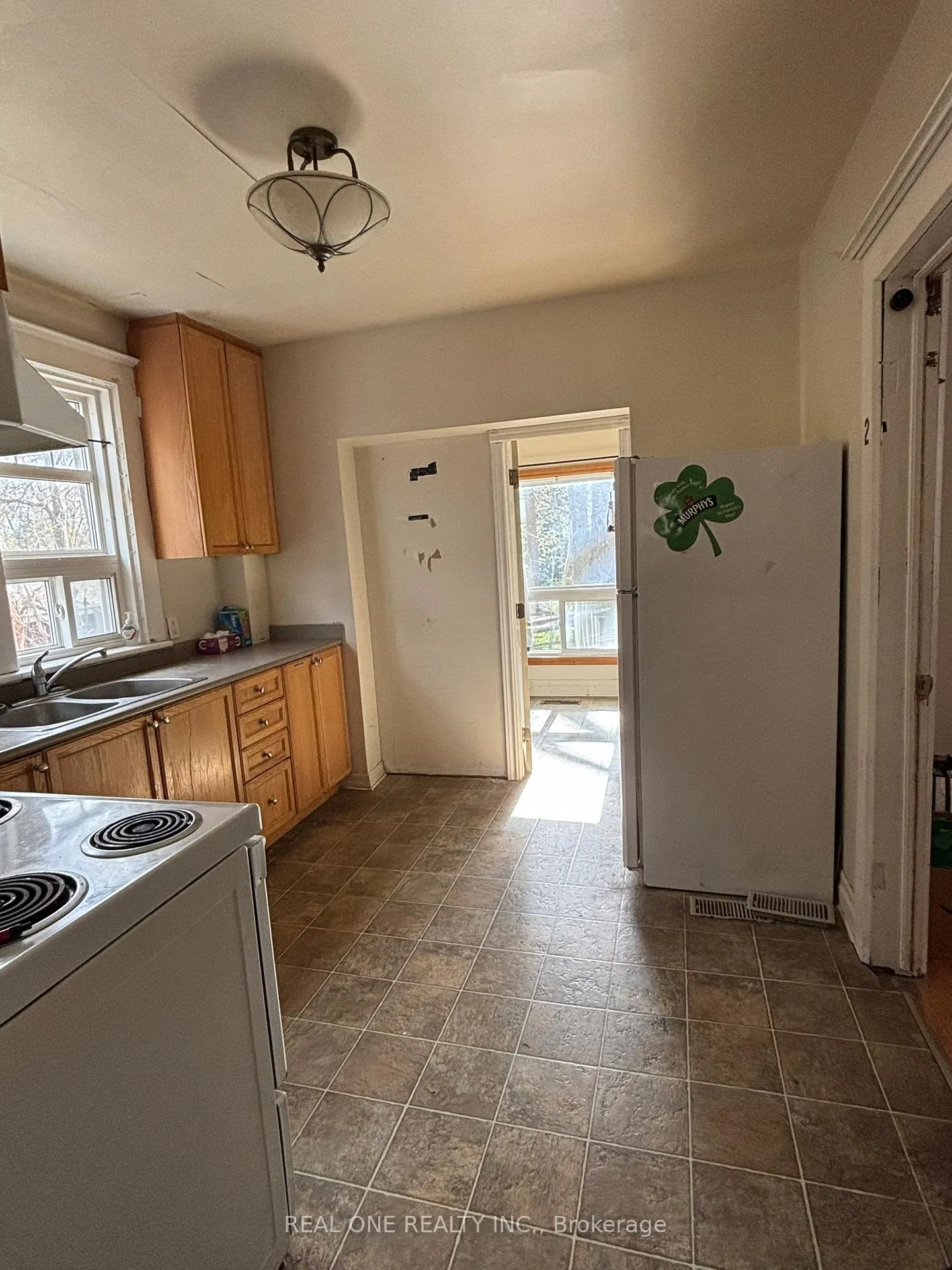 Photo 11 of 93 Peppler Street, Waterloo, Beechwood/University — HOMEH