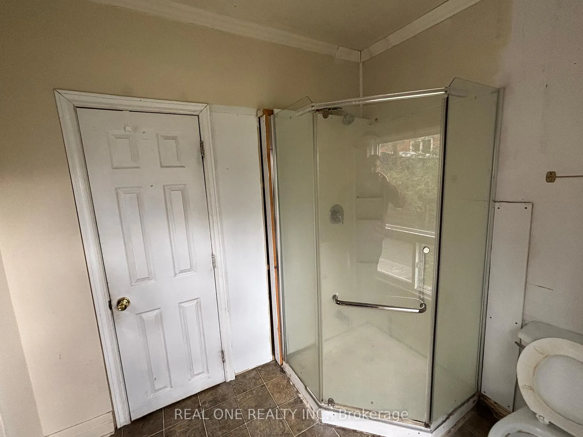 Photo 22 of 93 Peppler Street, Waterloo, Beechwood/University — HOMEH