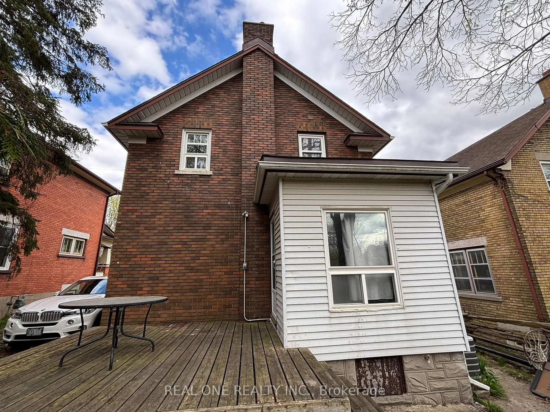 Photo 24 of 93 Peppler Street, Waterloo, Beechwood/University — HOMEH