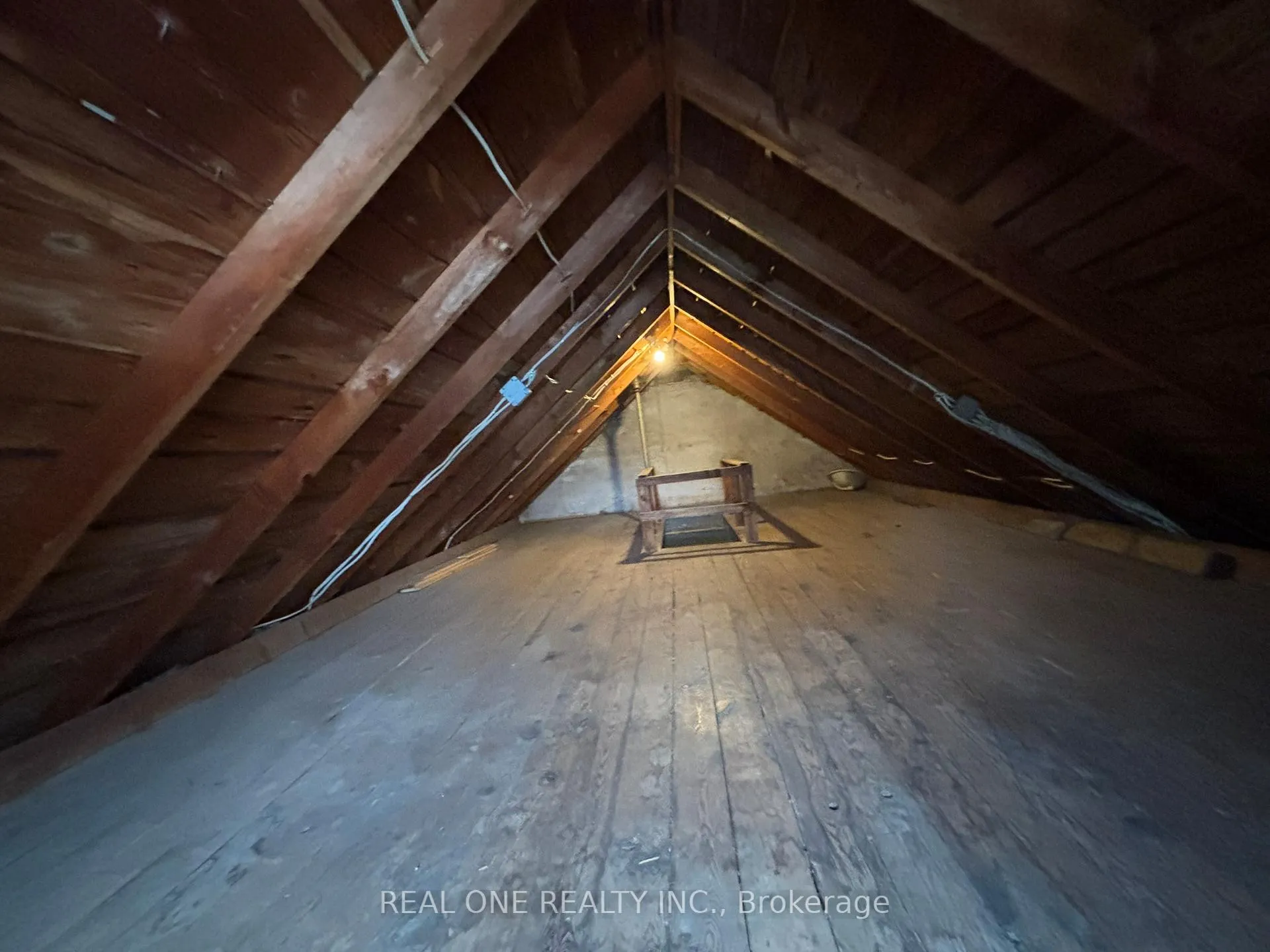 Photo 29 of 93 Peppler Street, Waterloo, Beechwood/University — HOMEH