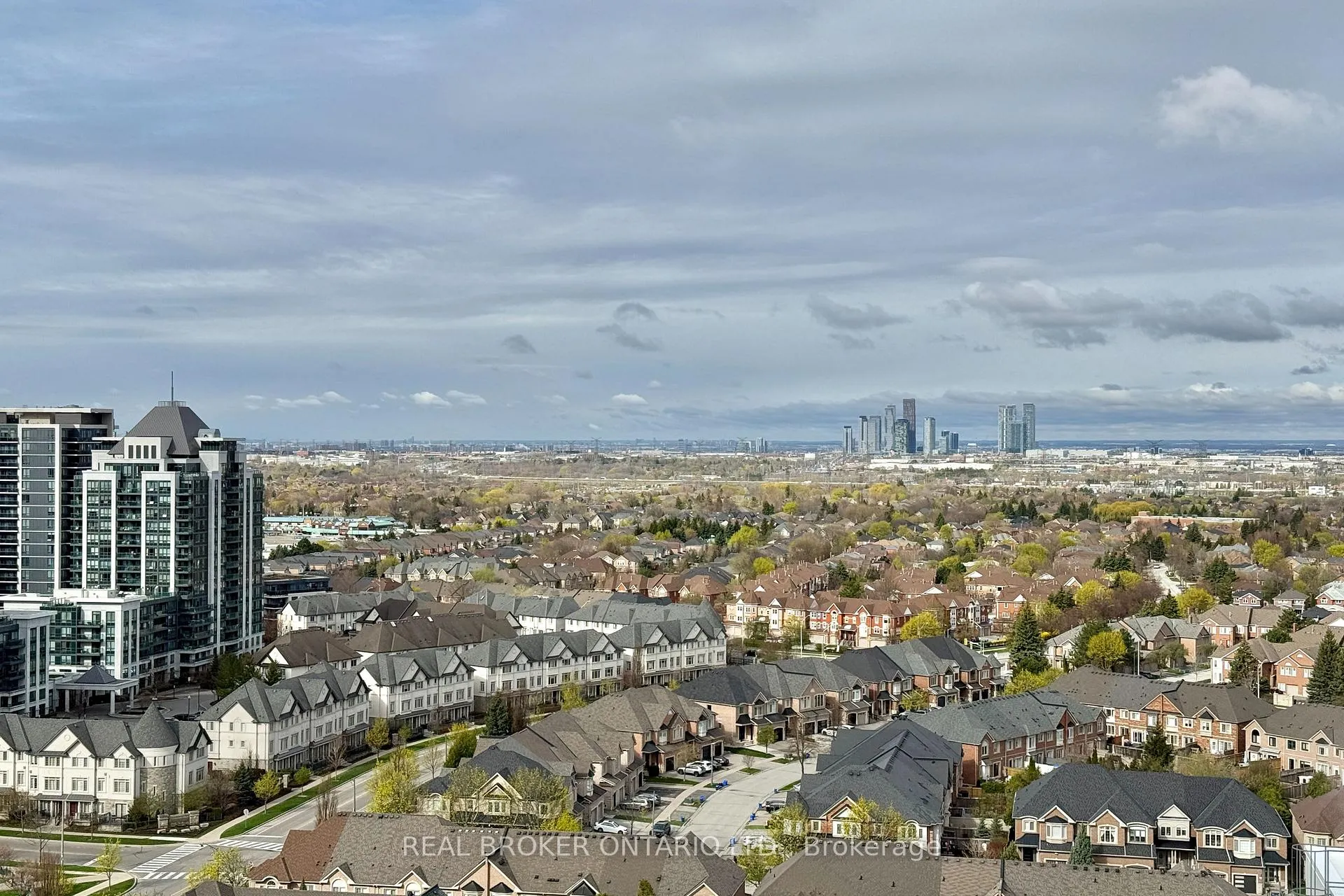 Photo 16 of Unit 1801, 7950 Bathurst Street, Vaughan, Beverley Glen — HOMEH