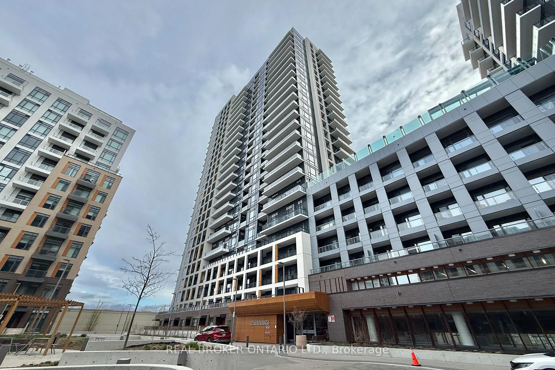 Photo 31 of Unit 1801, 7950 Bathurst Street, Vaughan, Beverley Glen — HOMEH