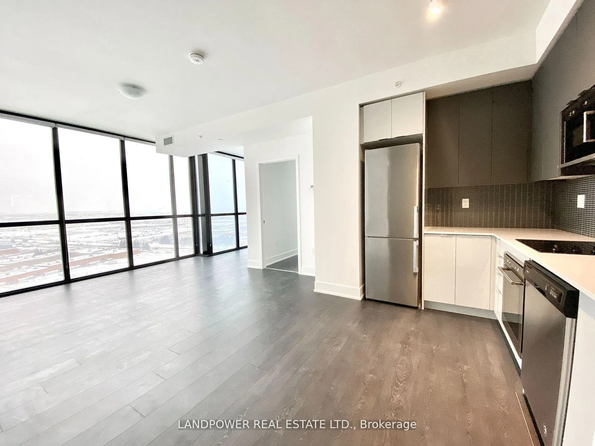 Photo 1 of Unit 1308, 2908 Highway 7 Road, Vaughan, Concord — HOMEH