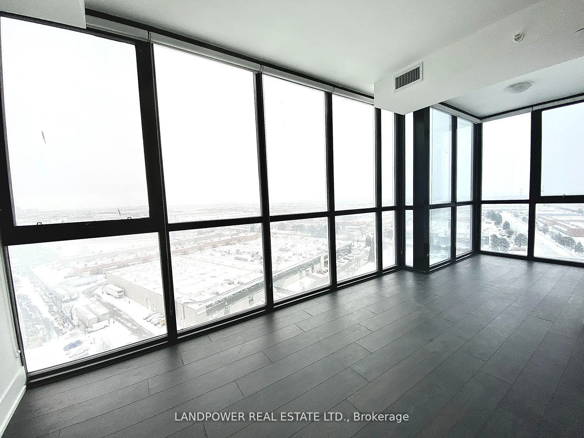 Photo 3 of Unit 1308, 2908 Highway 7 Road, Vaughan, Concord — HOMEH