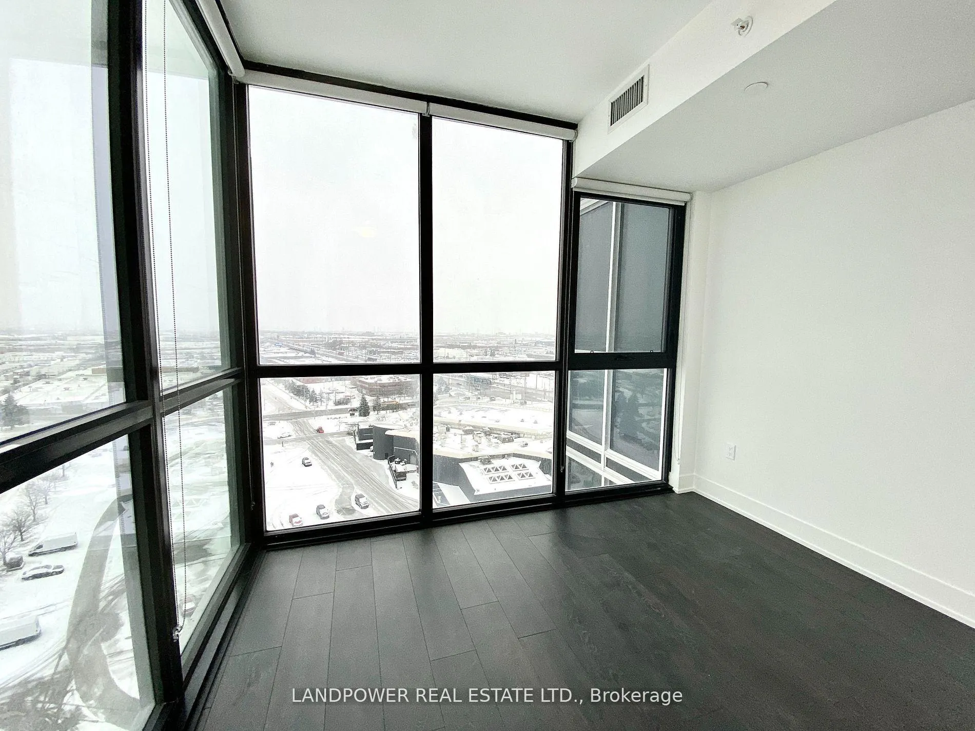 Photo 4 of Unit 1308, 2908 Highway 7 Road, Vaughan, Concord — HOMEH