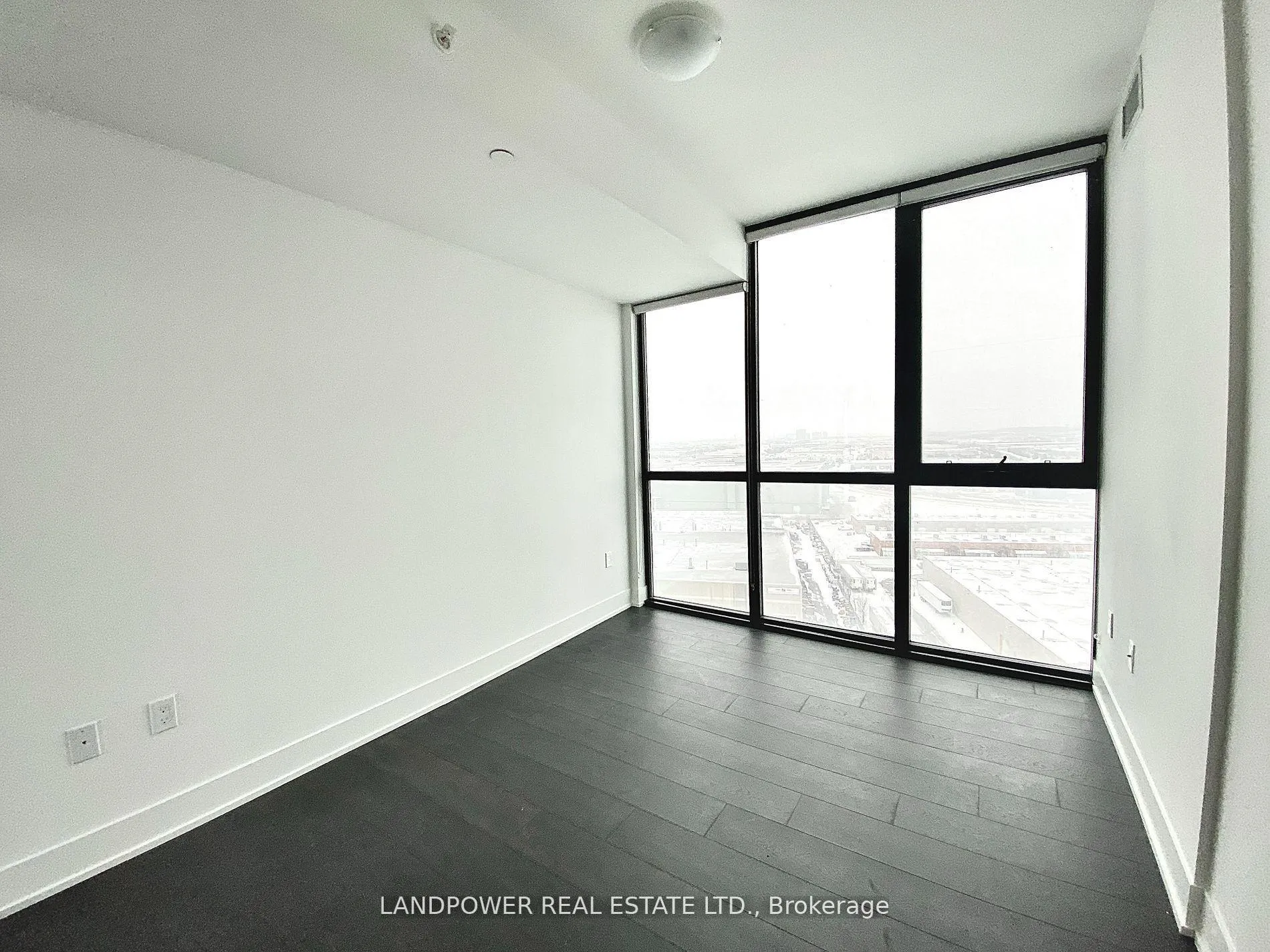 Photo 6 of Unit 1308, 2908 Highway 7 Road, Vaughan, Concord — HOMEH