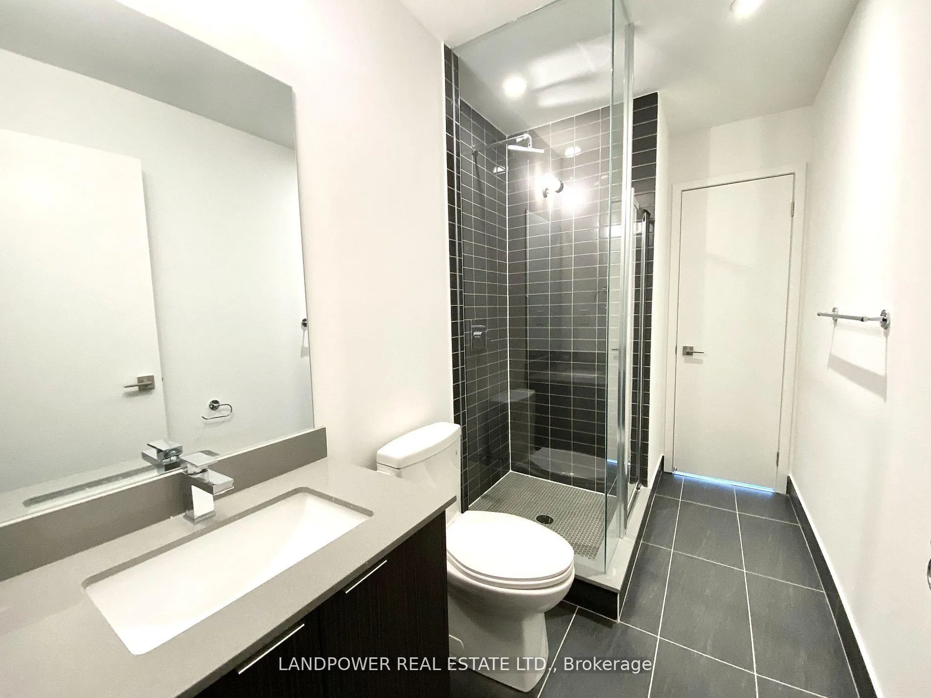 Photo 7 of Unit 1308, 2908 Highway 7 Road, Vaughan, Concord — HOMEH