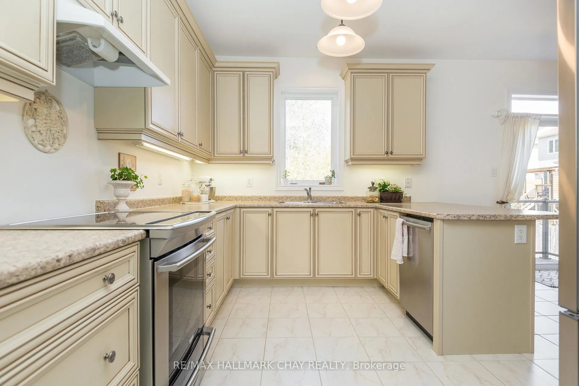 Photo 17 of 118 Mount Crescent, Essa, Angus — HOMEH