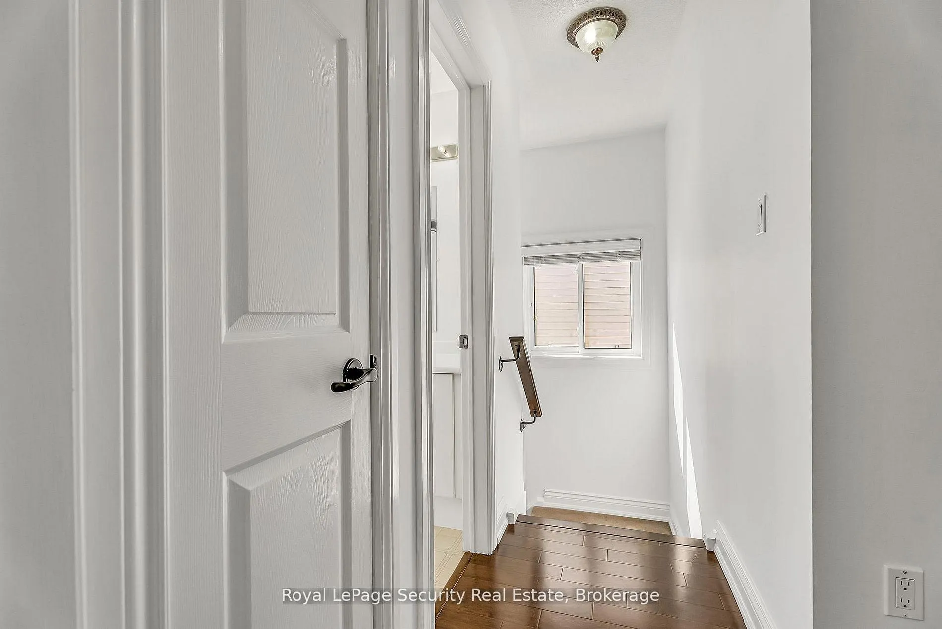 Photo 15 of 1197 Beaver Valley Crescent, Oshawa, Northglen — HOMEH